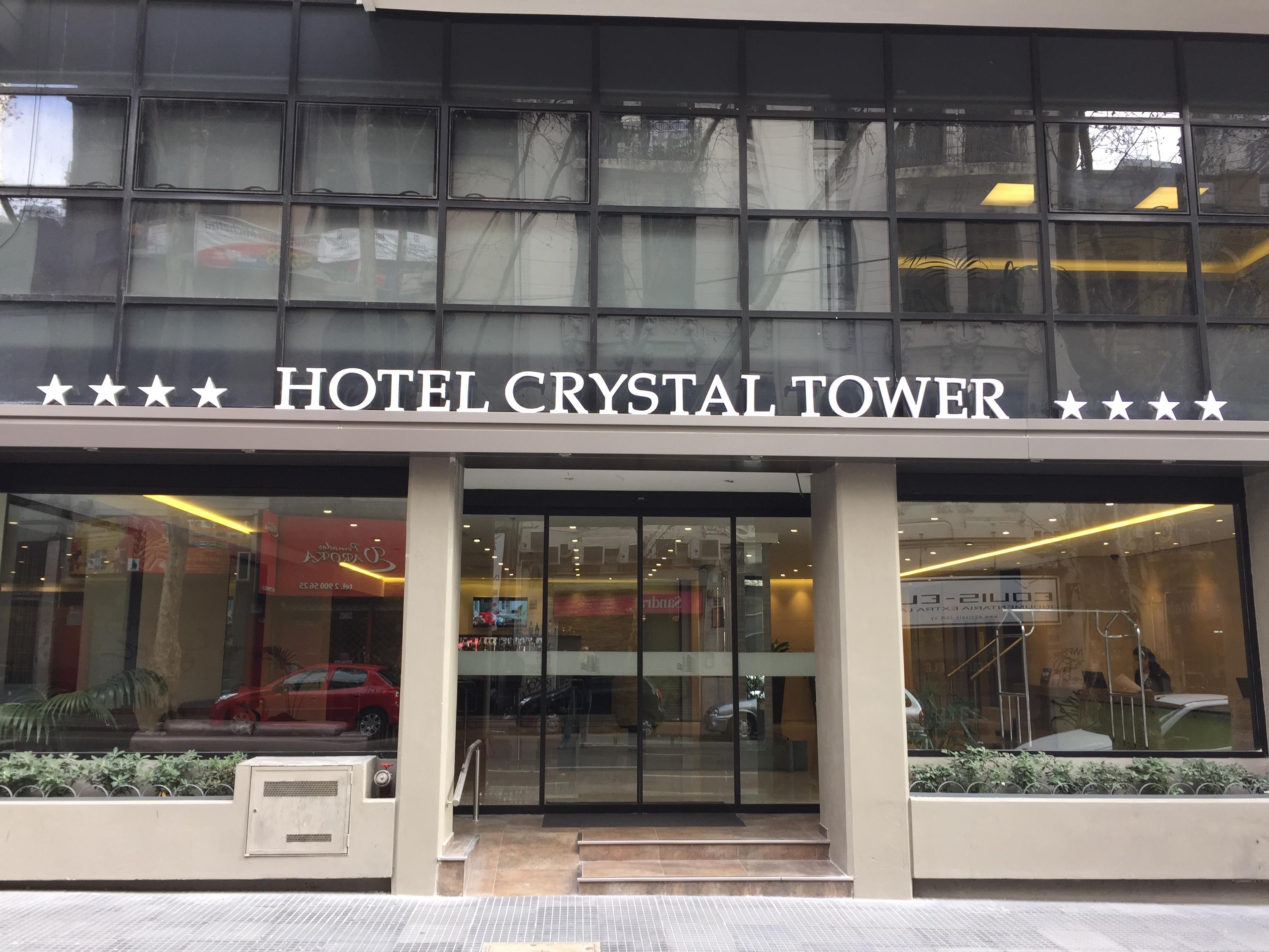 Vista Exterior Crystal Tower
