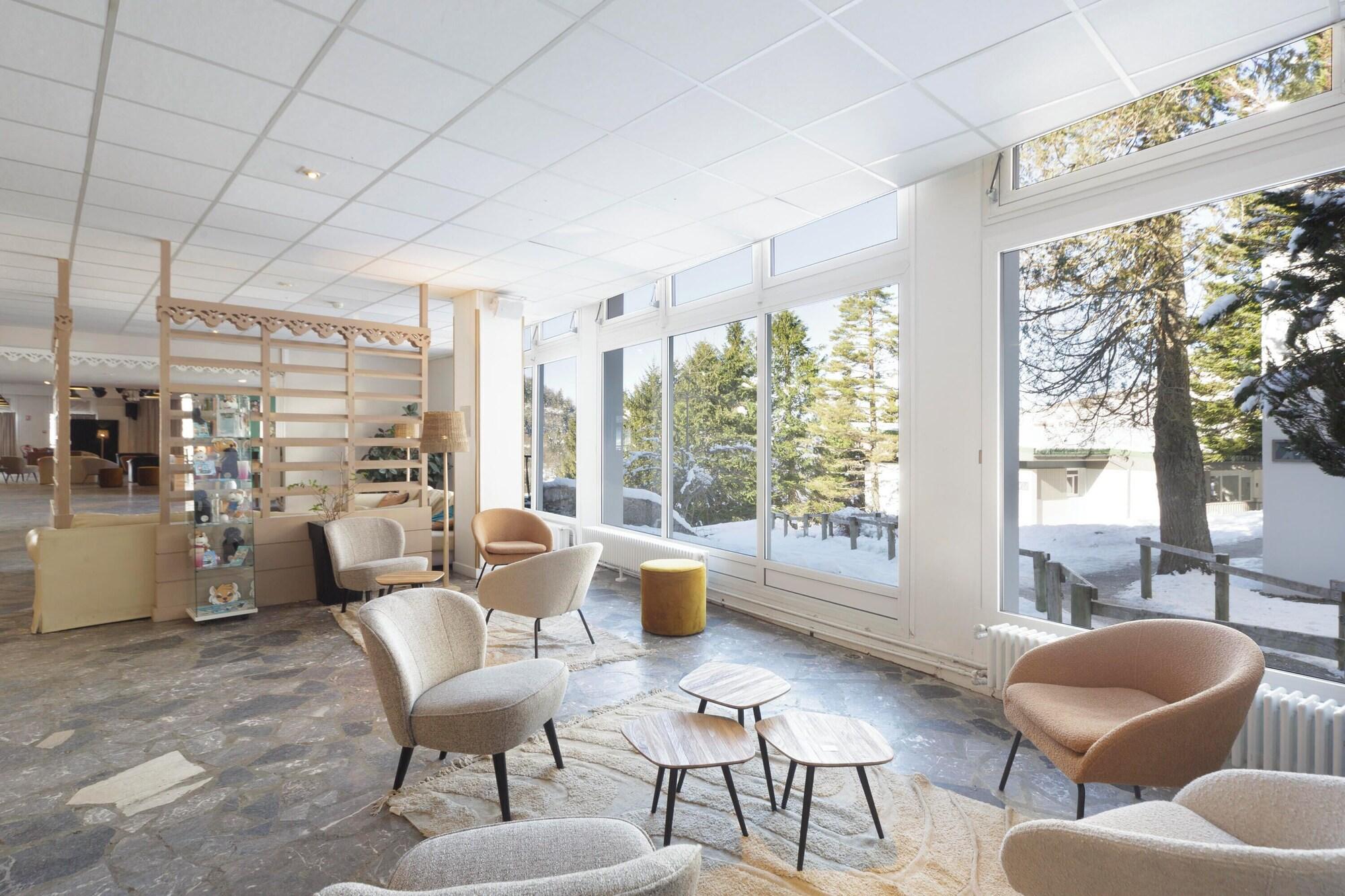 Vista Lobby Belambra Clubs Gourette - Lou Sarri