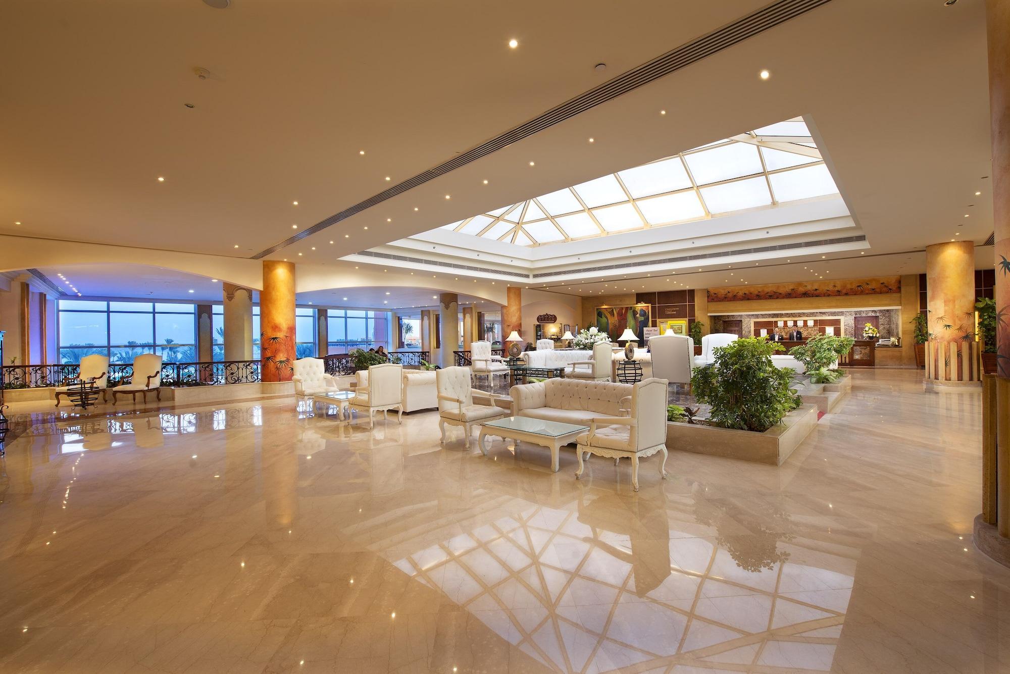 Vista Lobby Amwaj Oyoun Resort & Casino