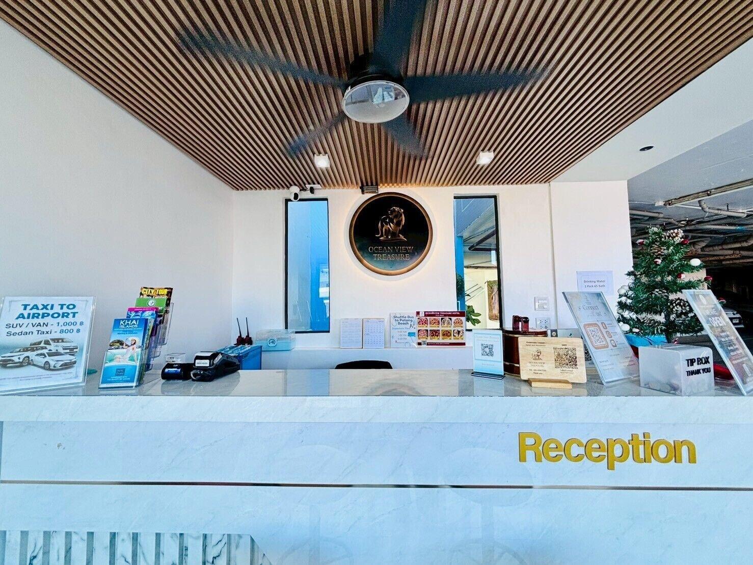 Vista Lobby Ocean View Treasure Residence