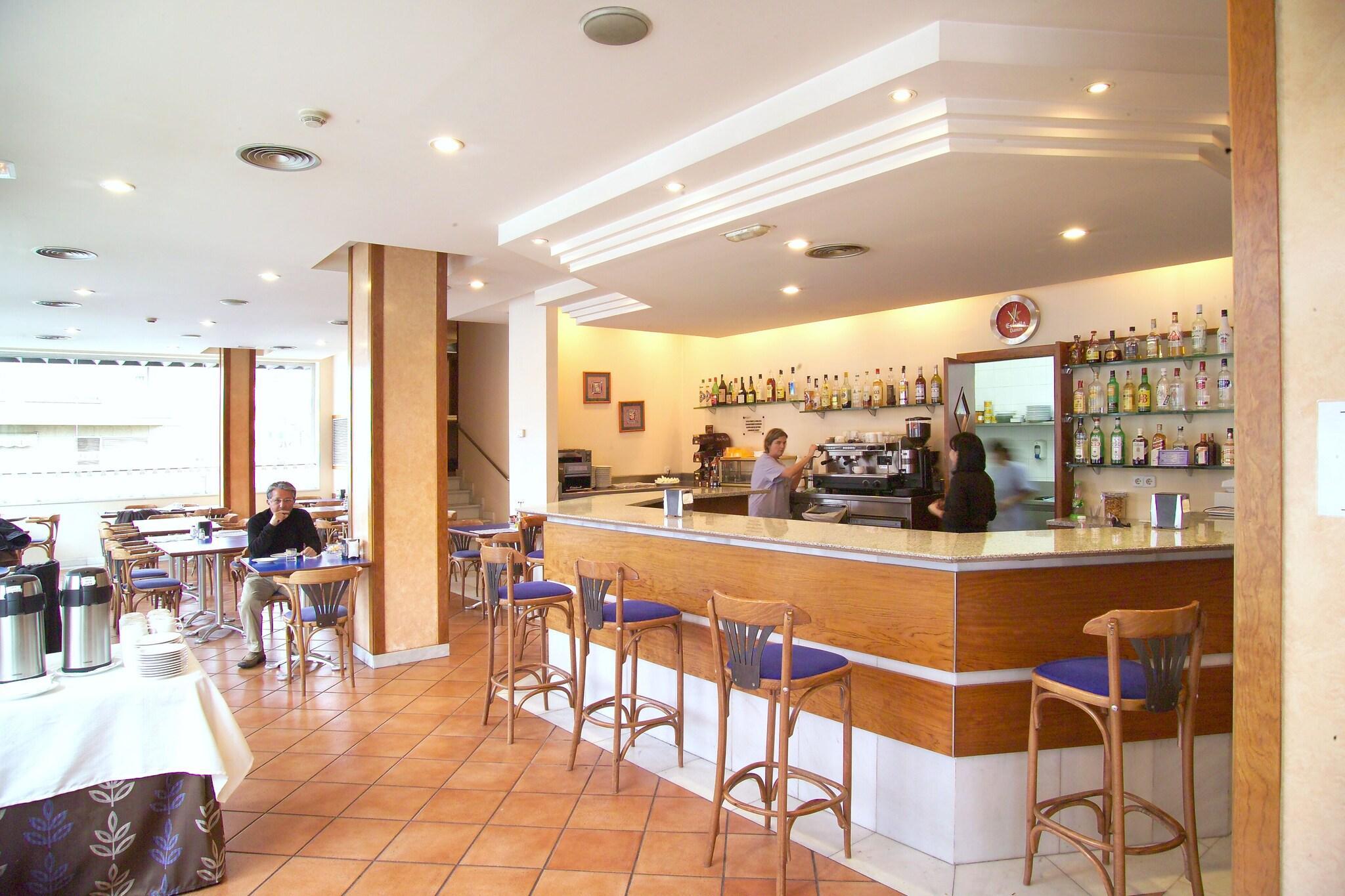 Bar/Salón J. Balmes