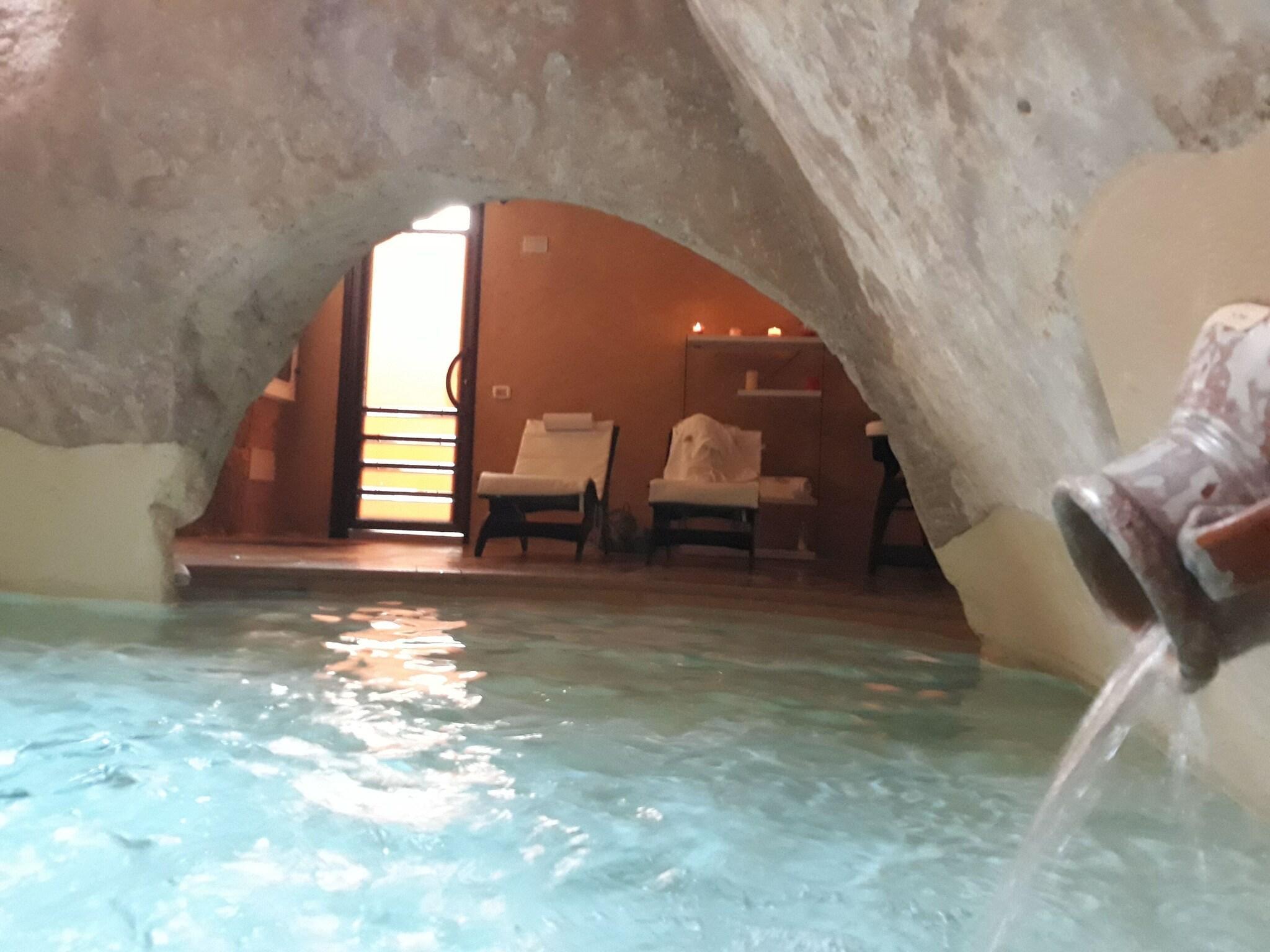 Vista Piscina Masseria L'Antico Frantoio