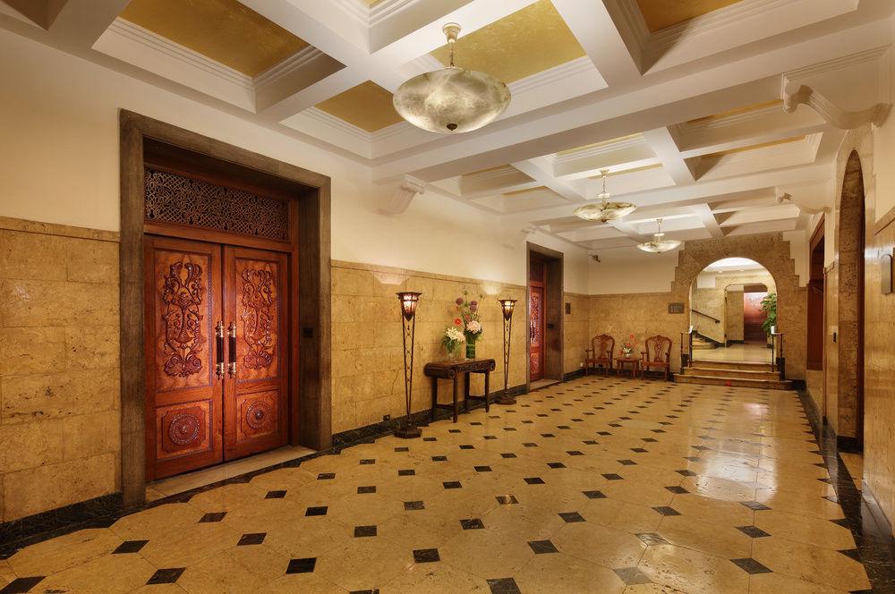 Vista do lobby Jin Jiang Jing An Hotel