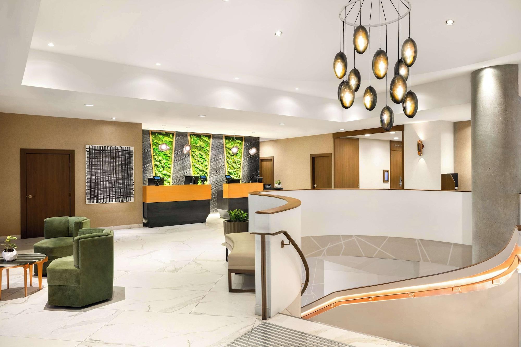 Vista Lobby Hilton Vancouver Downtown