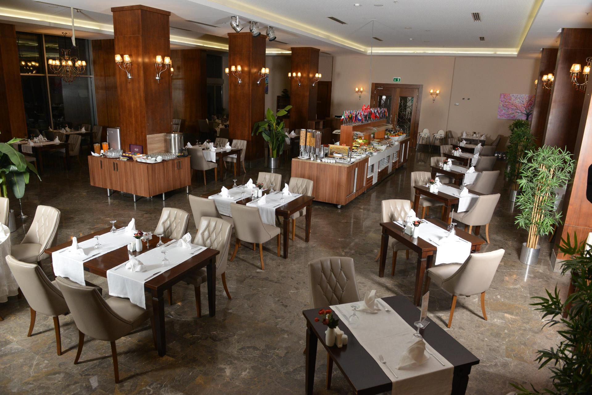 Restaurant Lova Hotel SPA