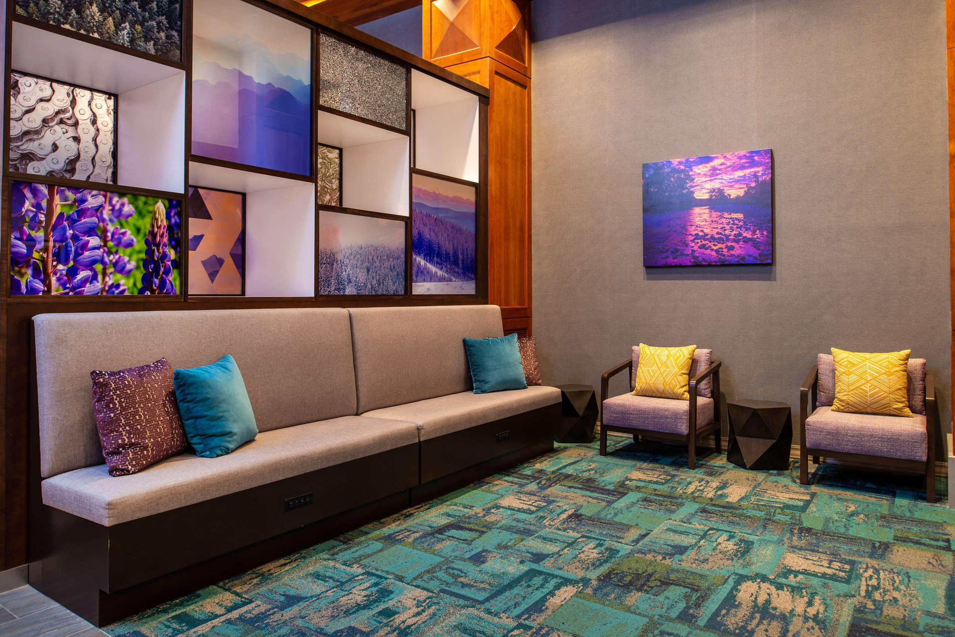 Vista Lobby Hampton Inn & Suites Boise/Spectrum