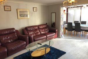 Alquiler Vacacional - Nice 3-bed House in Farnham Royal Slough