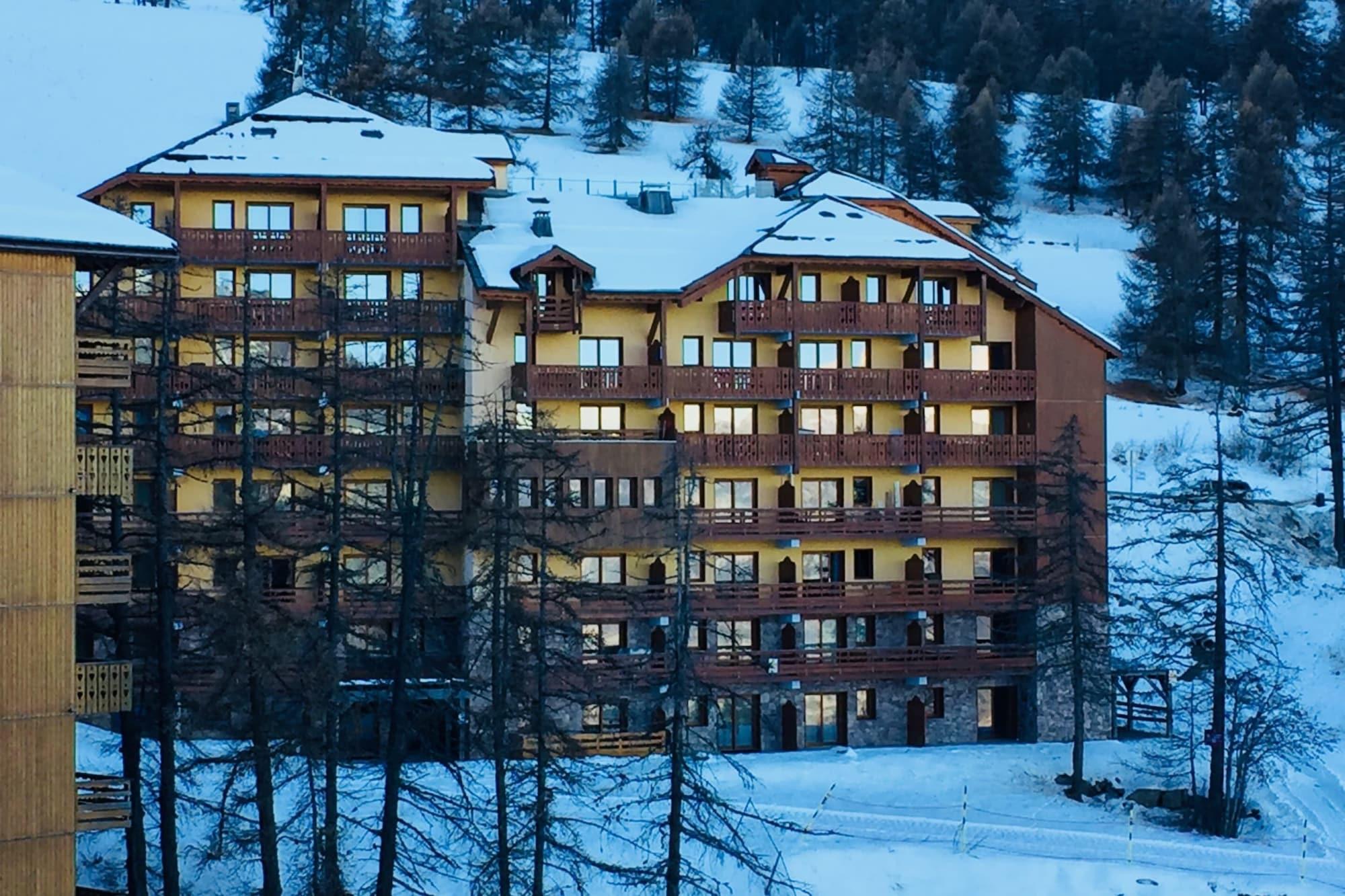 Vista Exterior RisoulSki Antarès