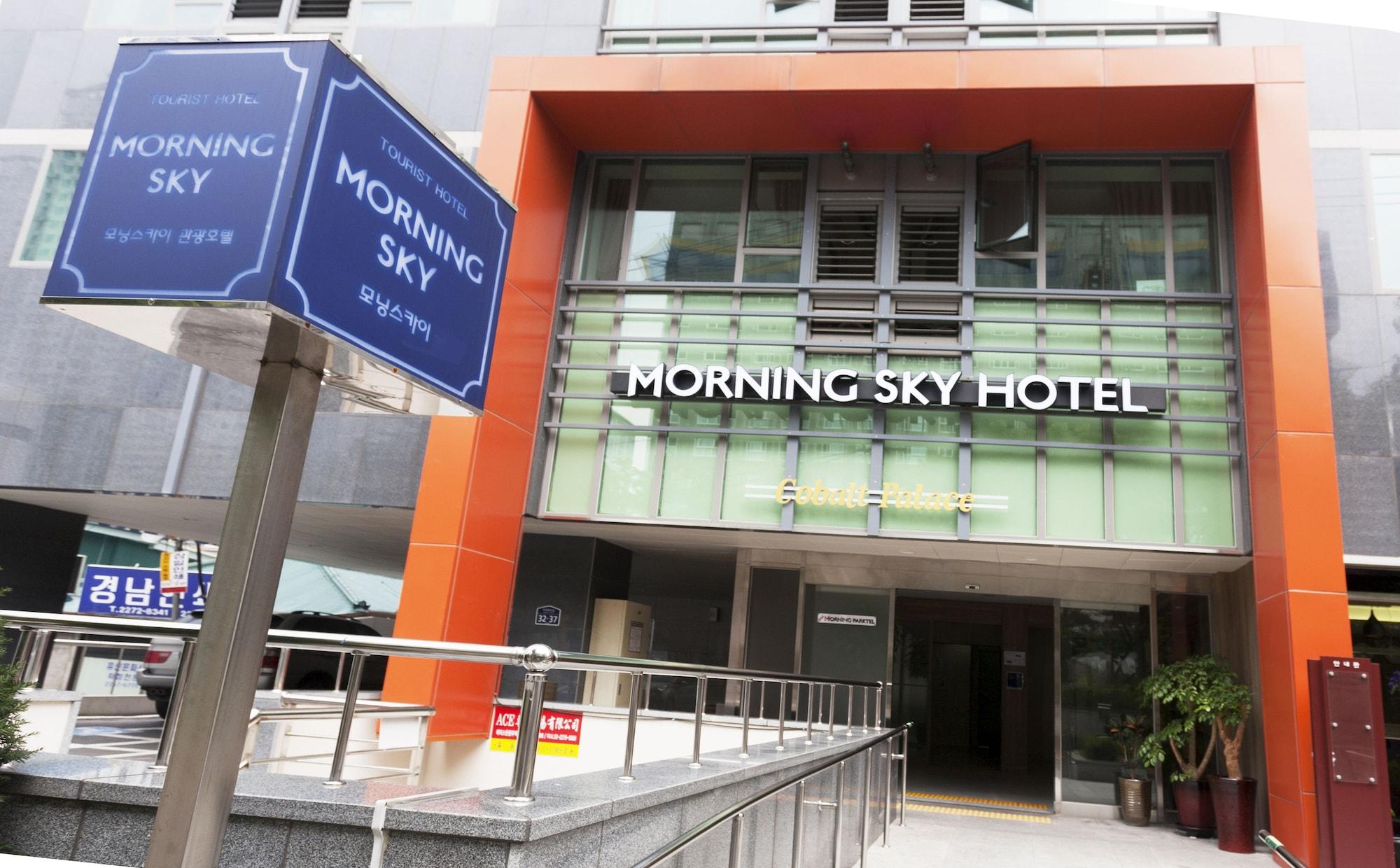 Vista Exterior Hotel Morning Sky