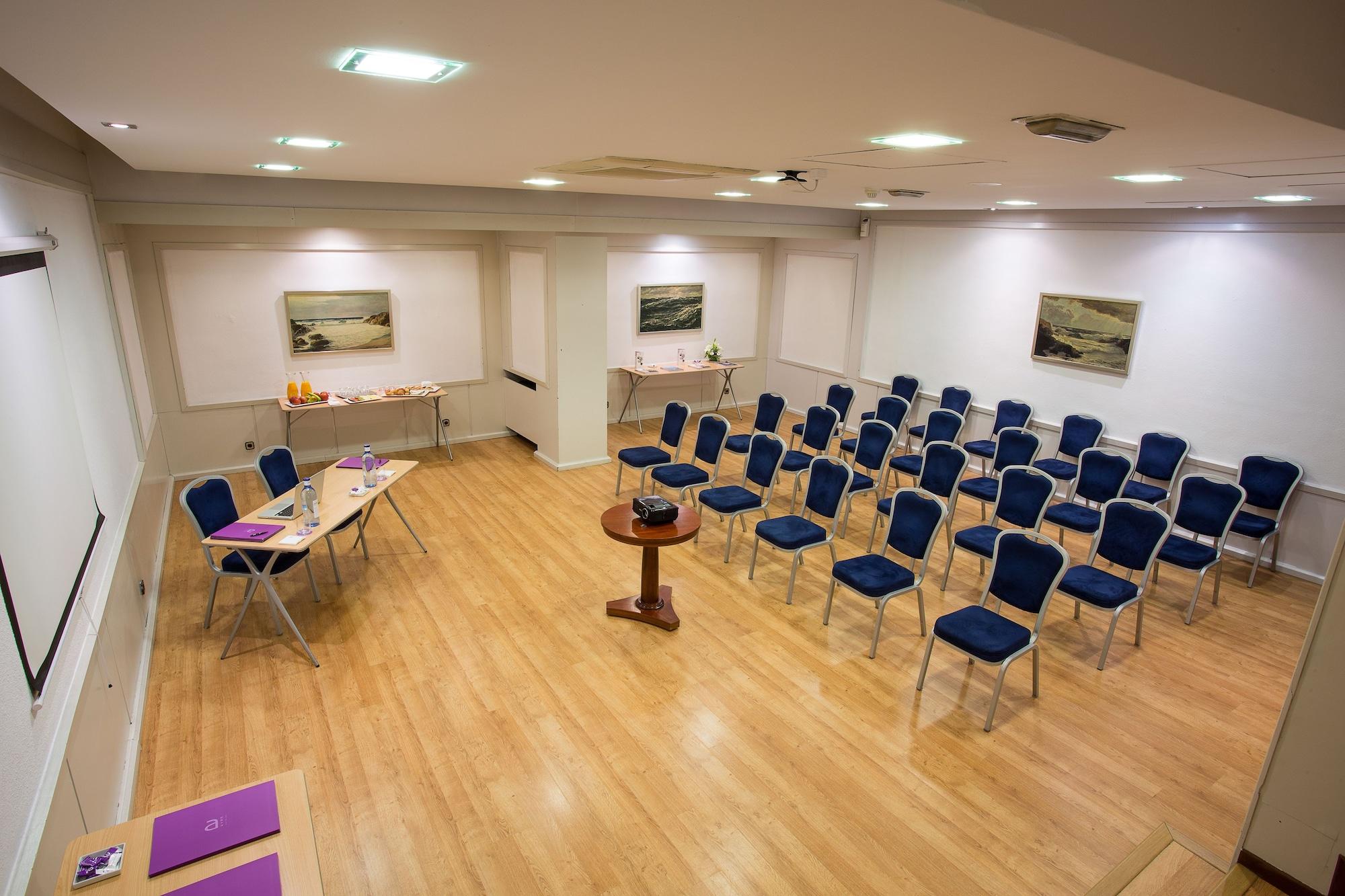 Sala de Reuniones Hotel Zentral Ramiro I Oviedo