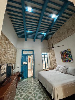 Casita de la 12 5 min a centro Campeche ideal para 2 ó 3 personas Cocina con estufa de inducción, microondas y refrigerador