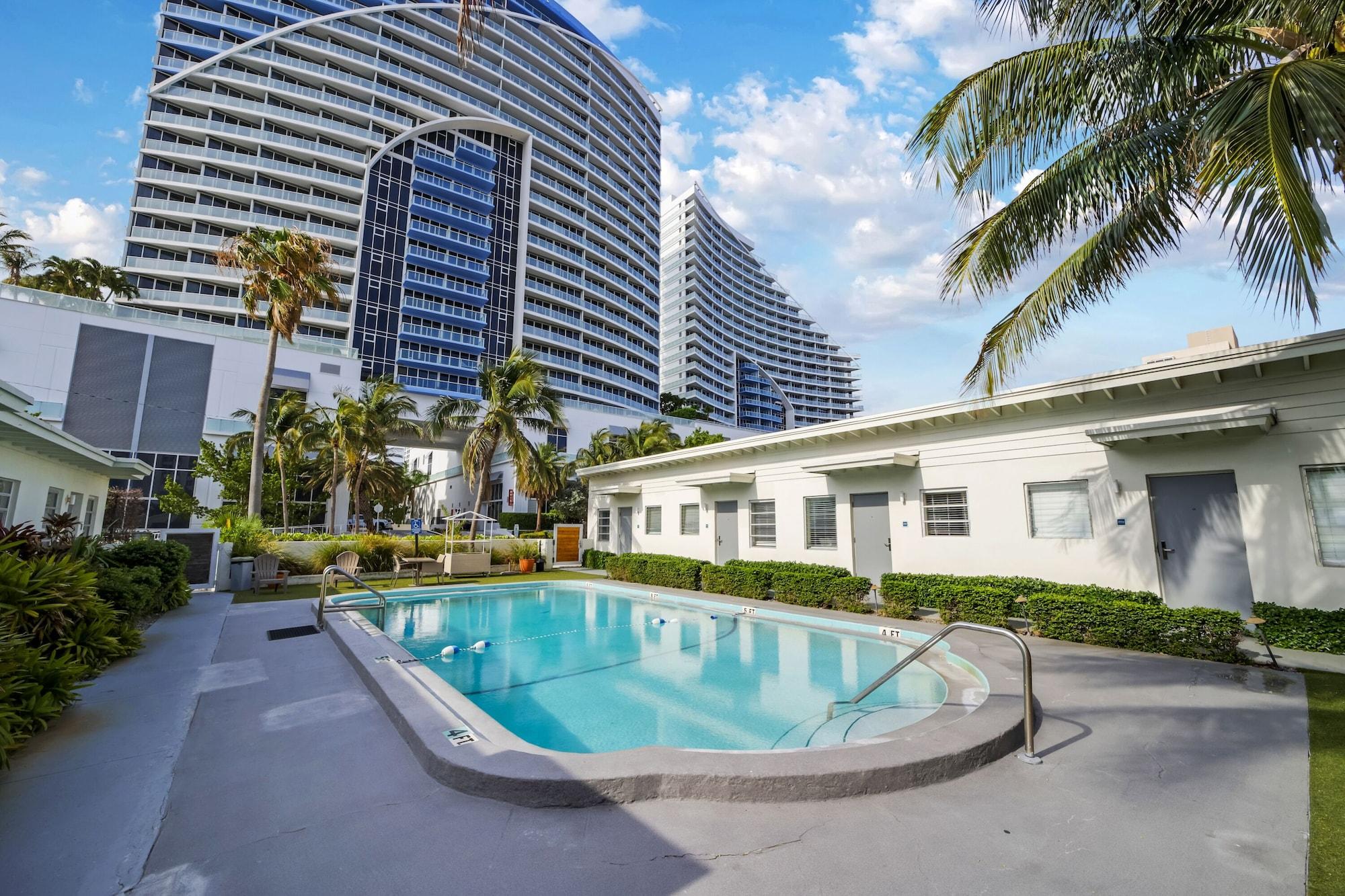 Variados (as) Fortuna Hotel