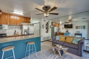 Alquiler Vacacional - Seasonal Pool & Private Deck: Lake Ozark Getaway