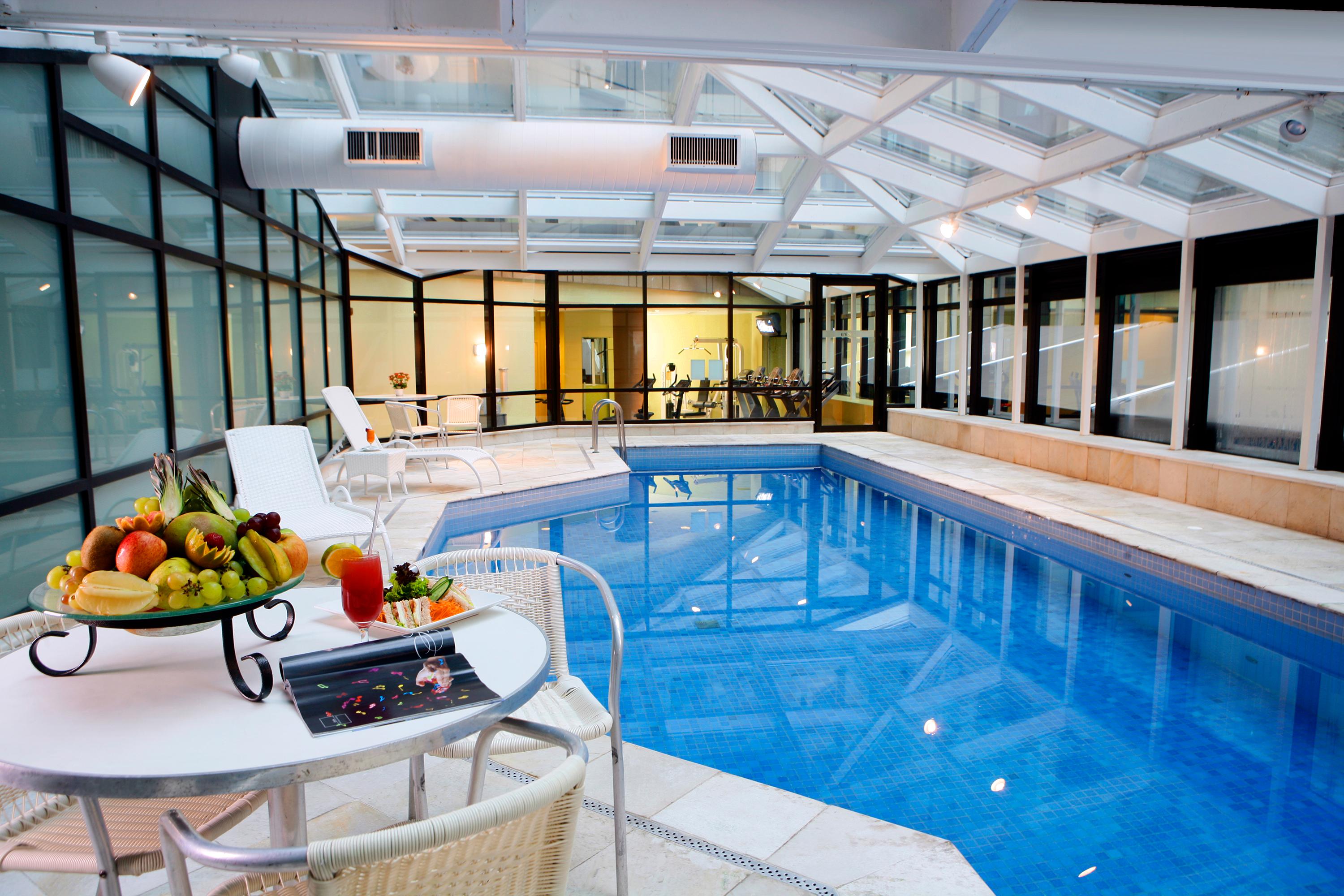 Vista Piscina Wyndham São Paulo Ibirapuera Convention Hotel