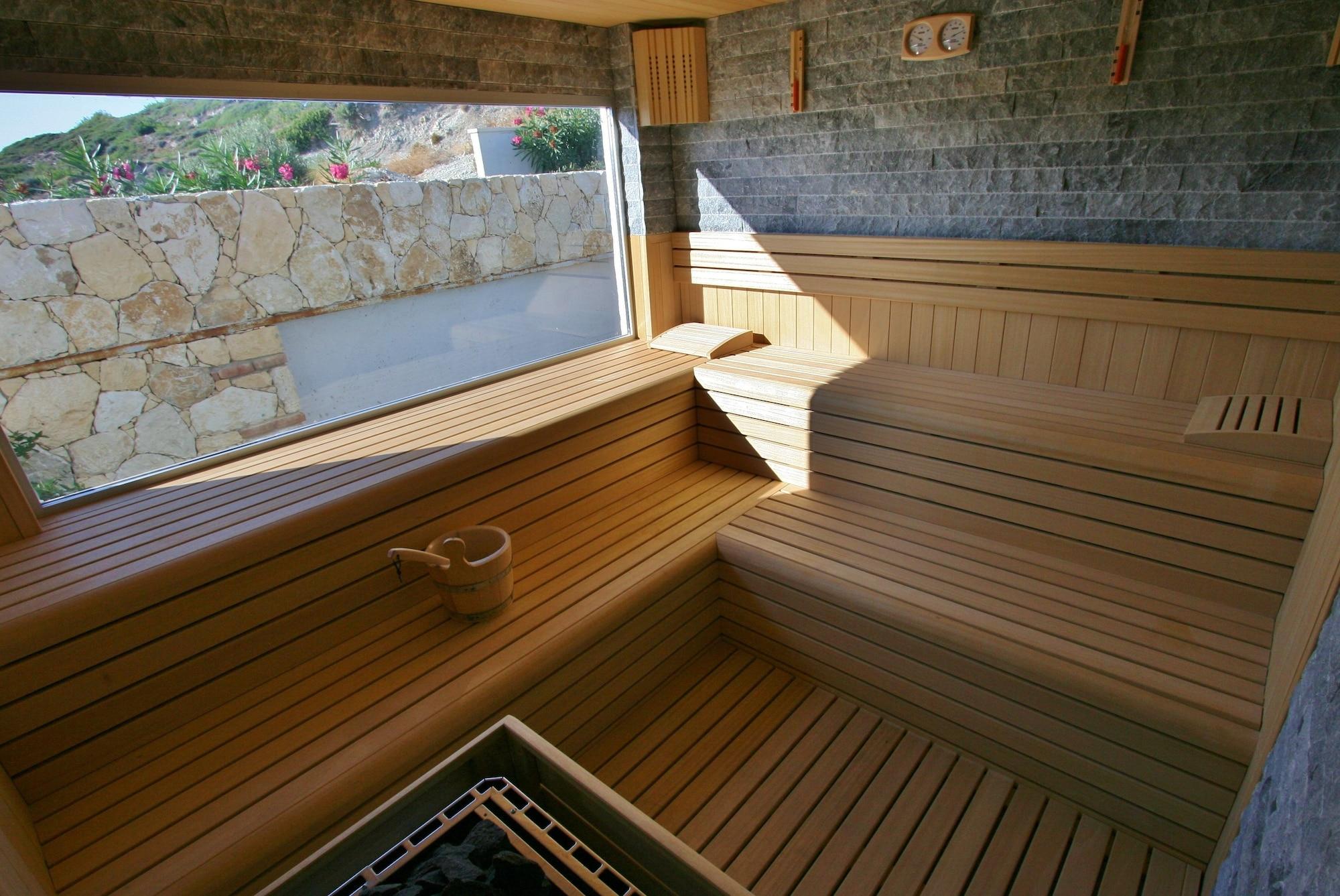 Spa Bertiz Bozcaada Hotel and Restaurant