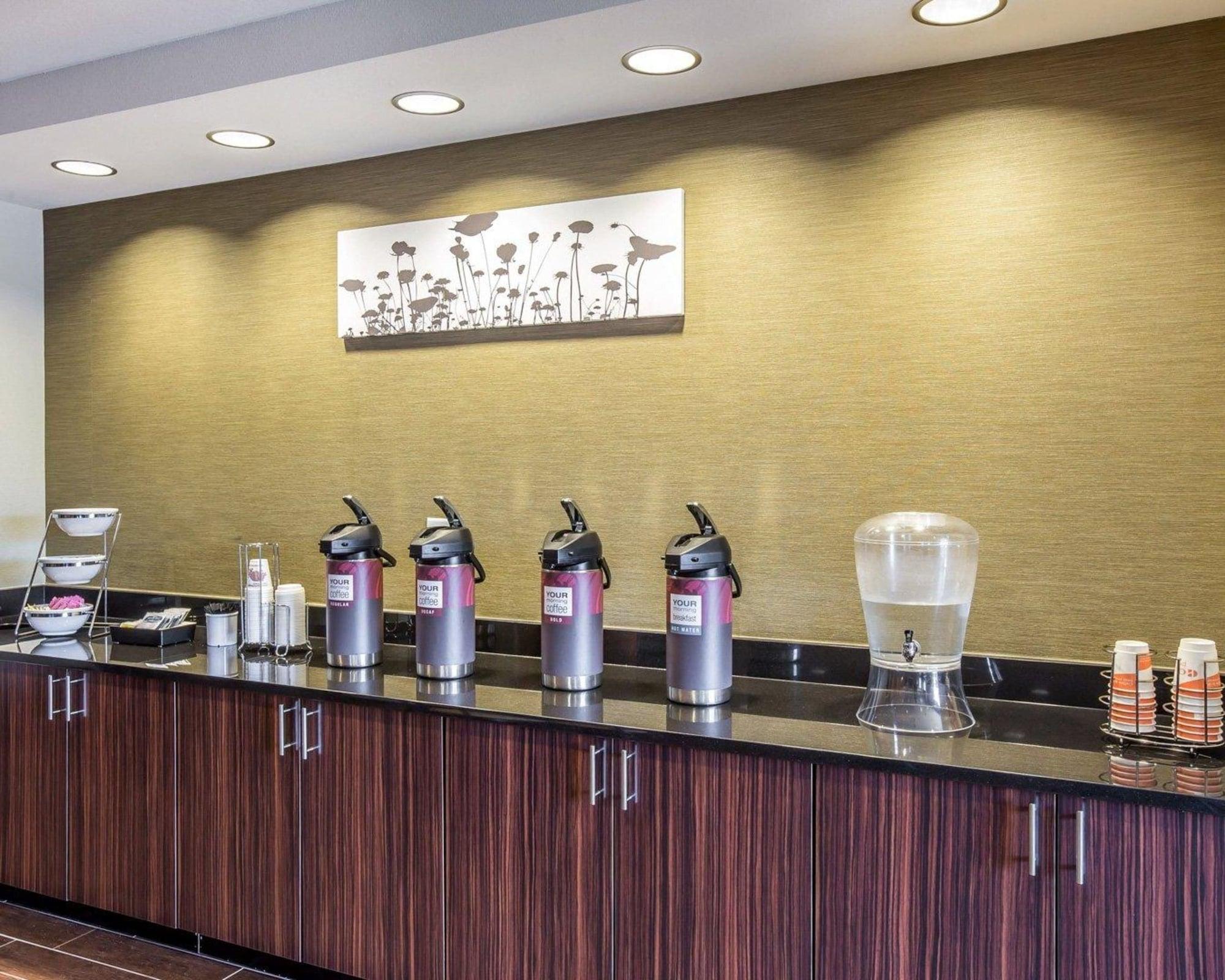 Restaurant MainStay Suites Cartersville - Emerson Lake Point
