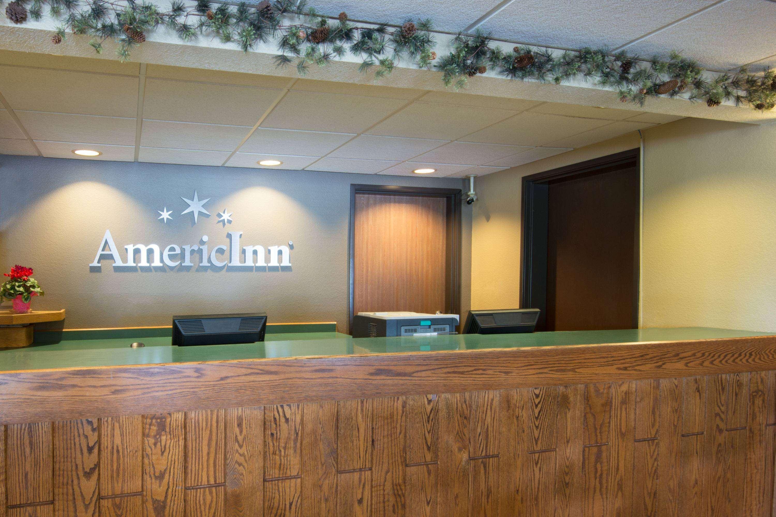 Vista Lobby Americinn By Wyndham Minocqua