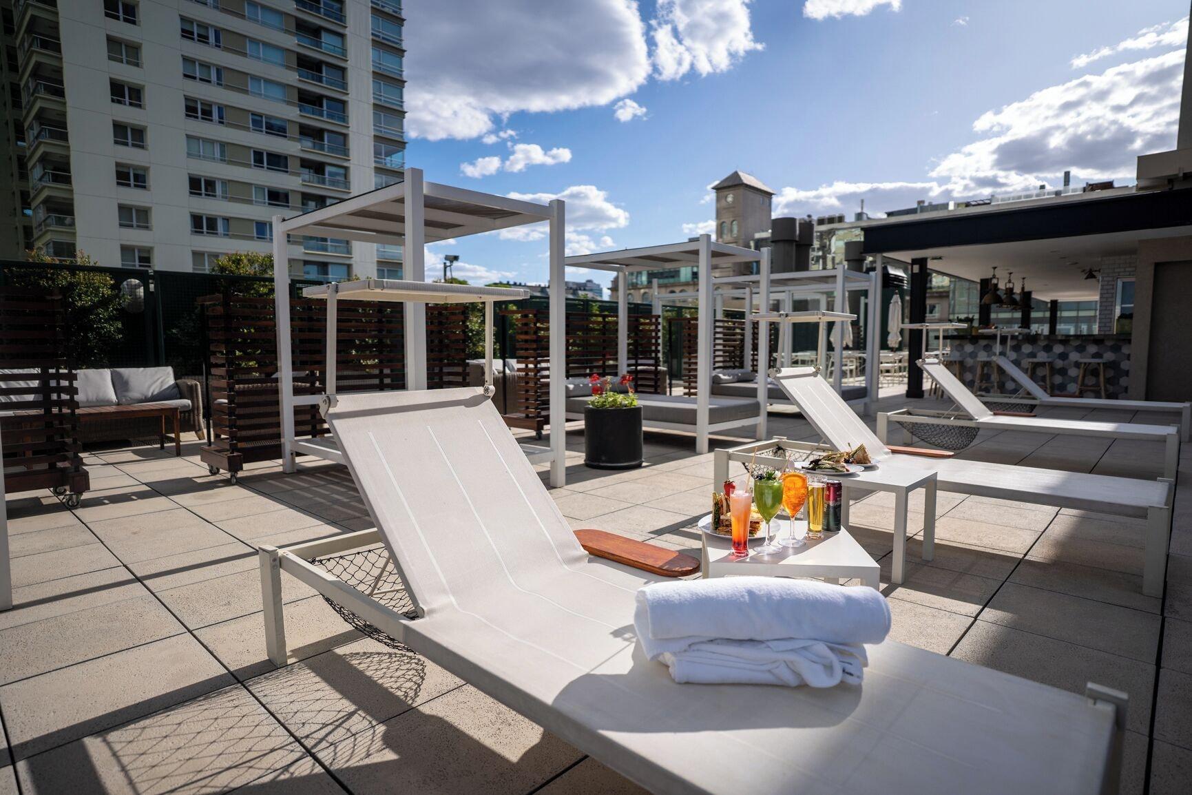 Vista Piscina Alvear Icon Hotel
