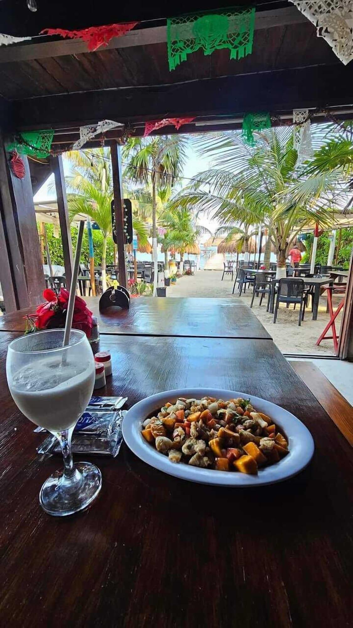 Restaurant HOTEL MACHOS MAHAHUAL