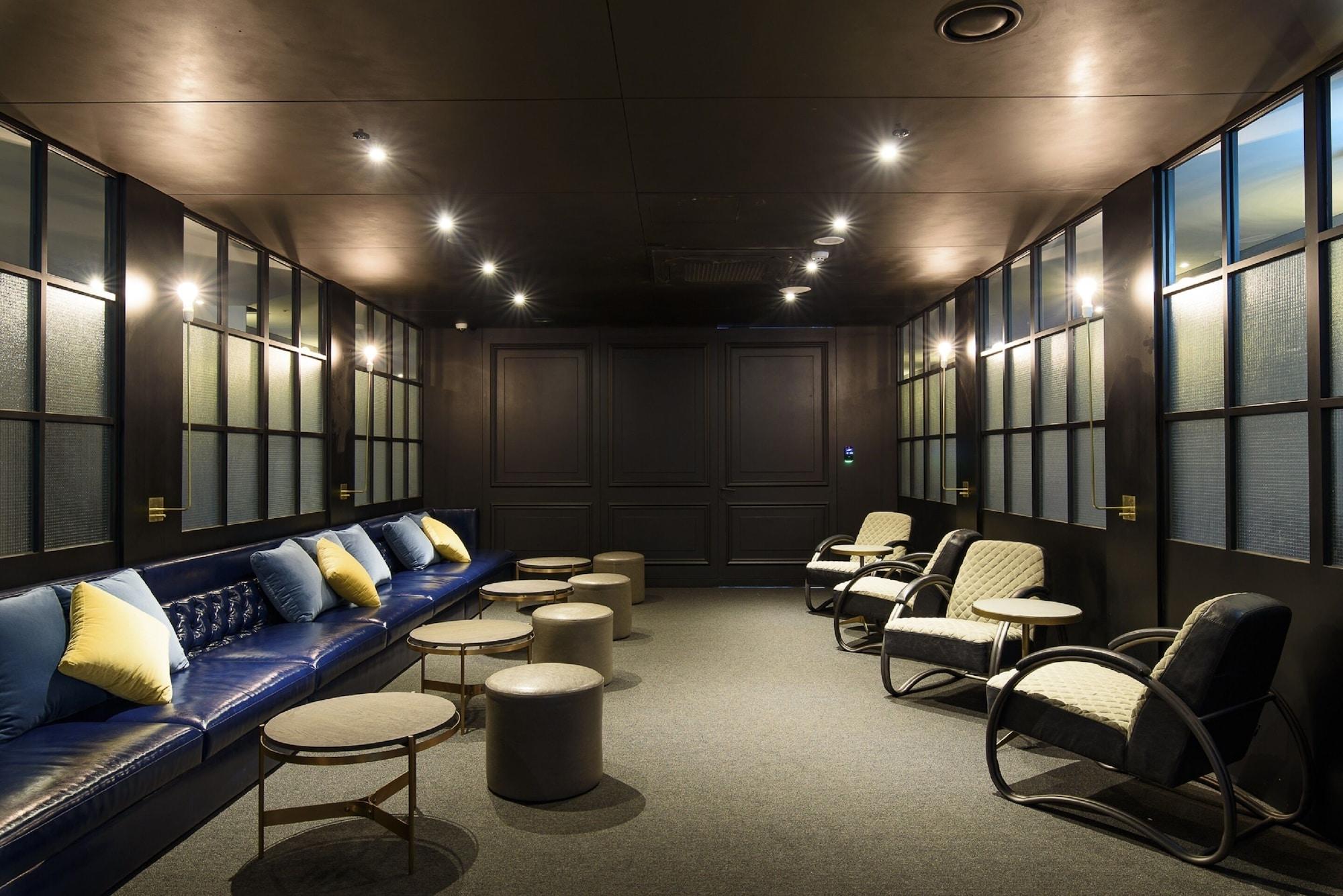Vista Lobby Hotel28 Myeongdong