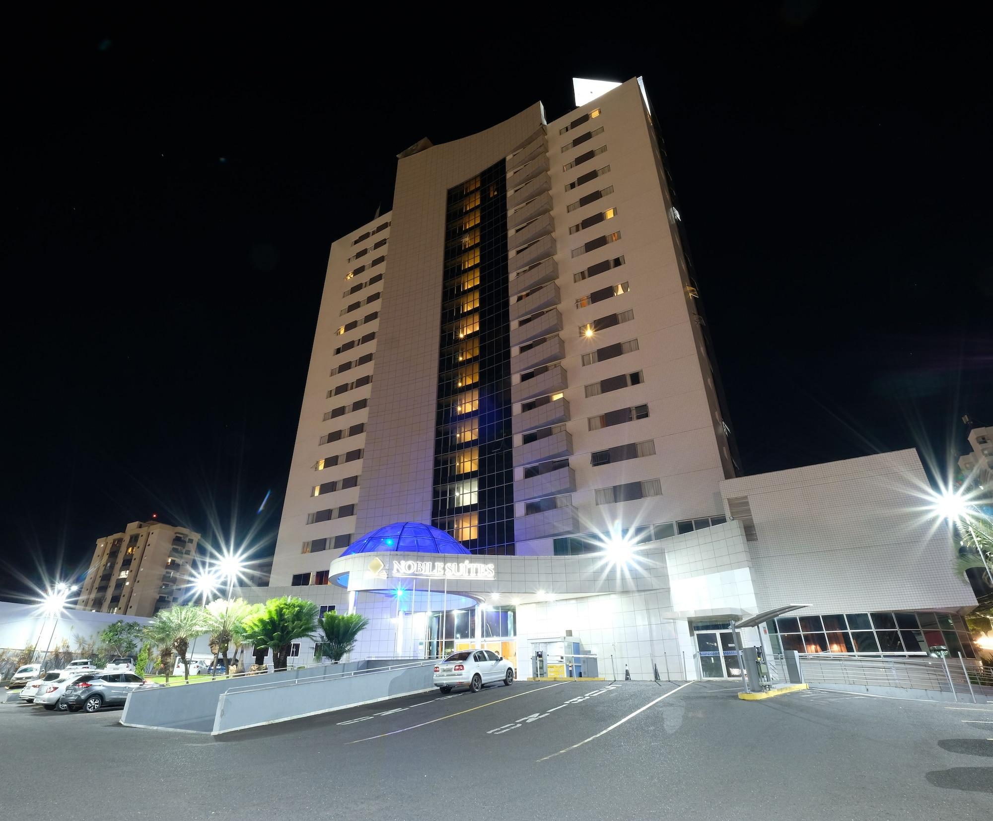 Vista Exterior Nobile Suites Uberlândia