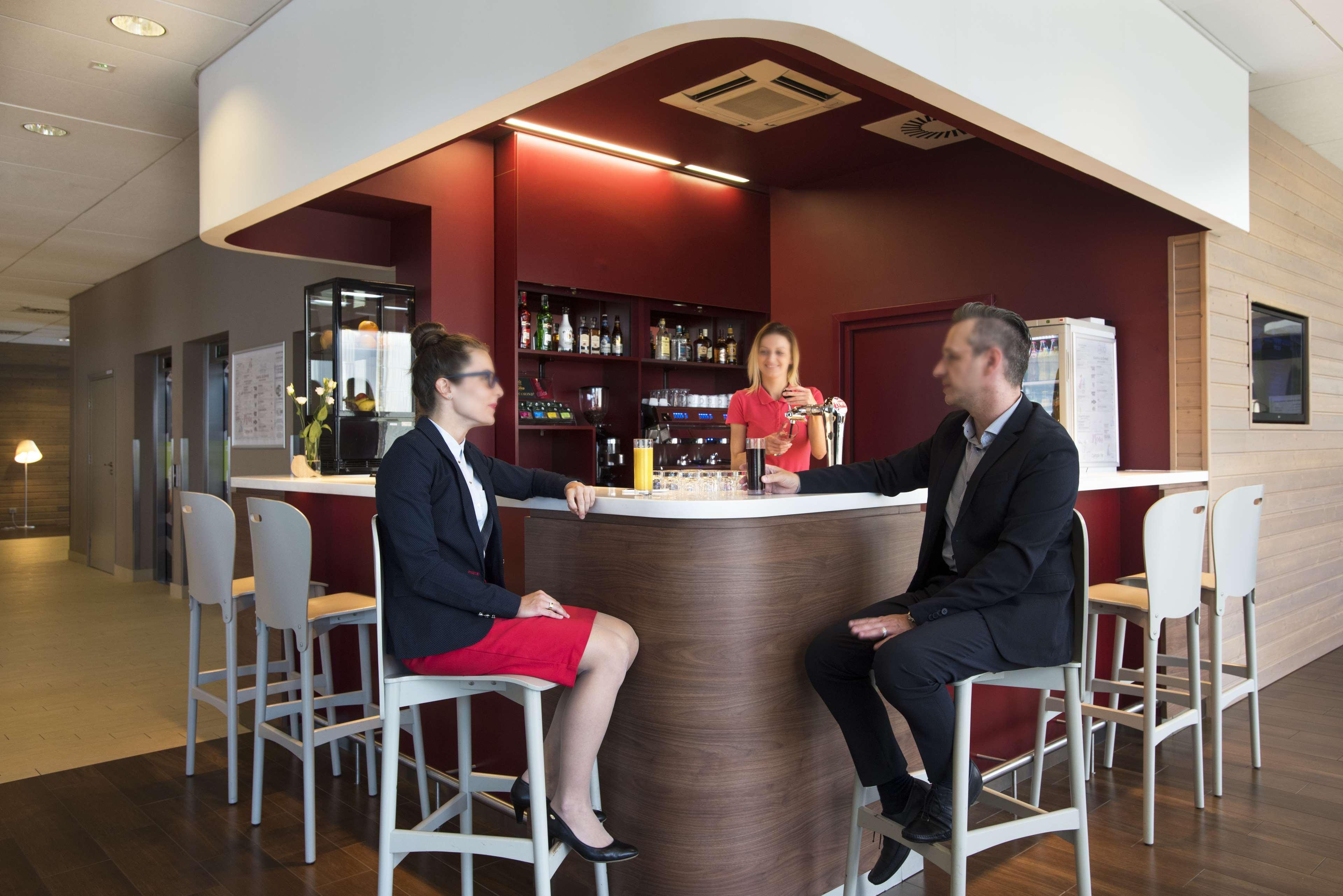 Bar/Salón Campanile Bydgoszcz