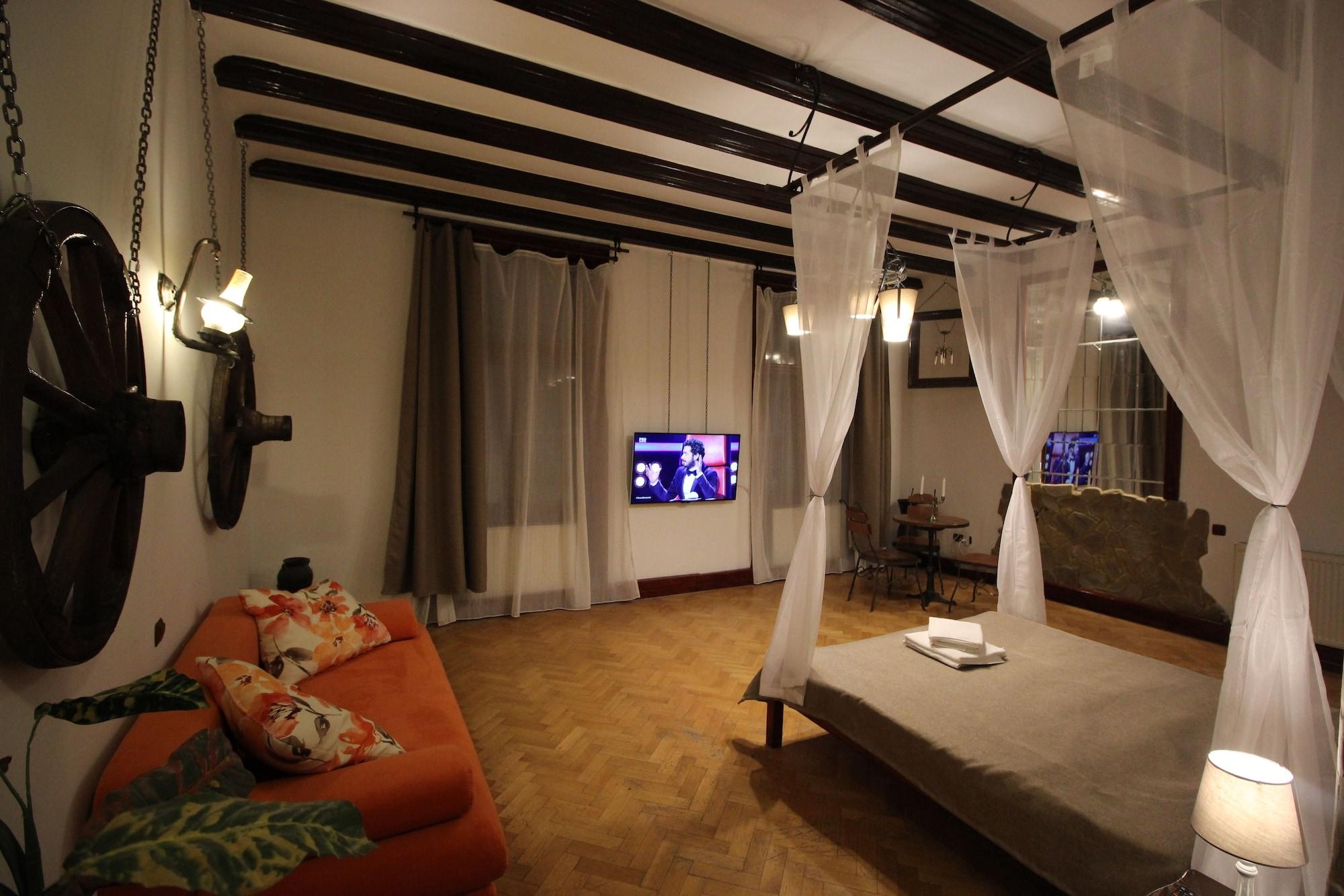 Varios Pension Noemi