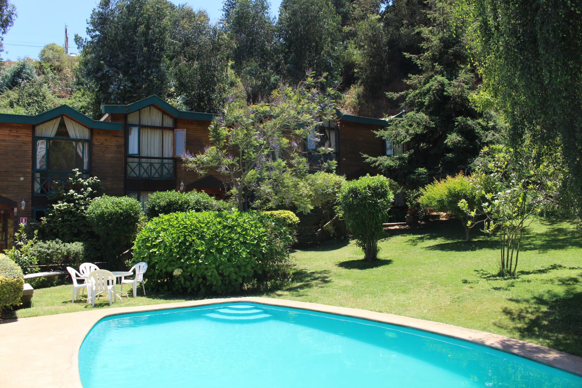 Vista Piscina Cabañas Costaverde