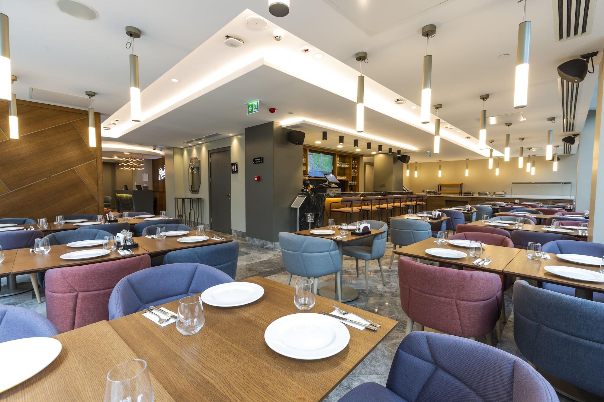 Restaurant Radisson Hotel Istanbul Harbiye