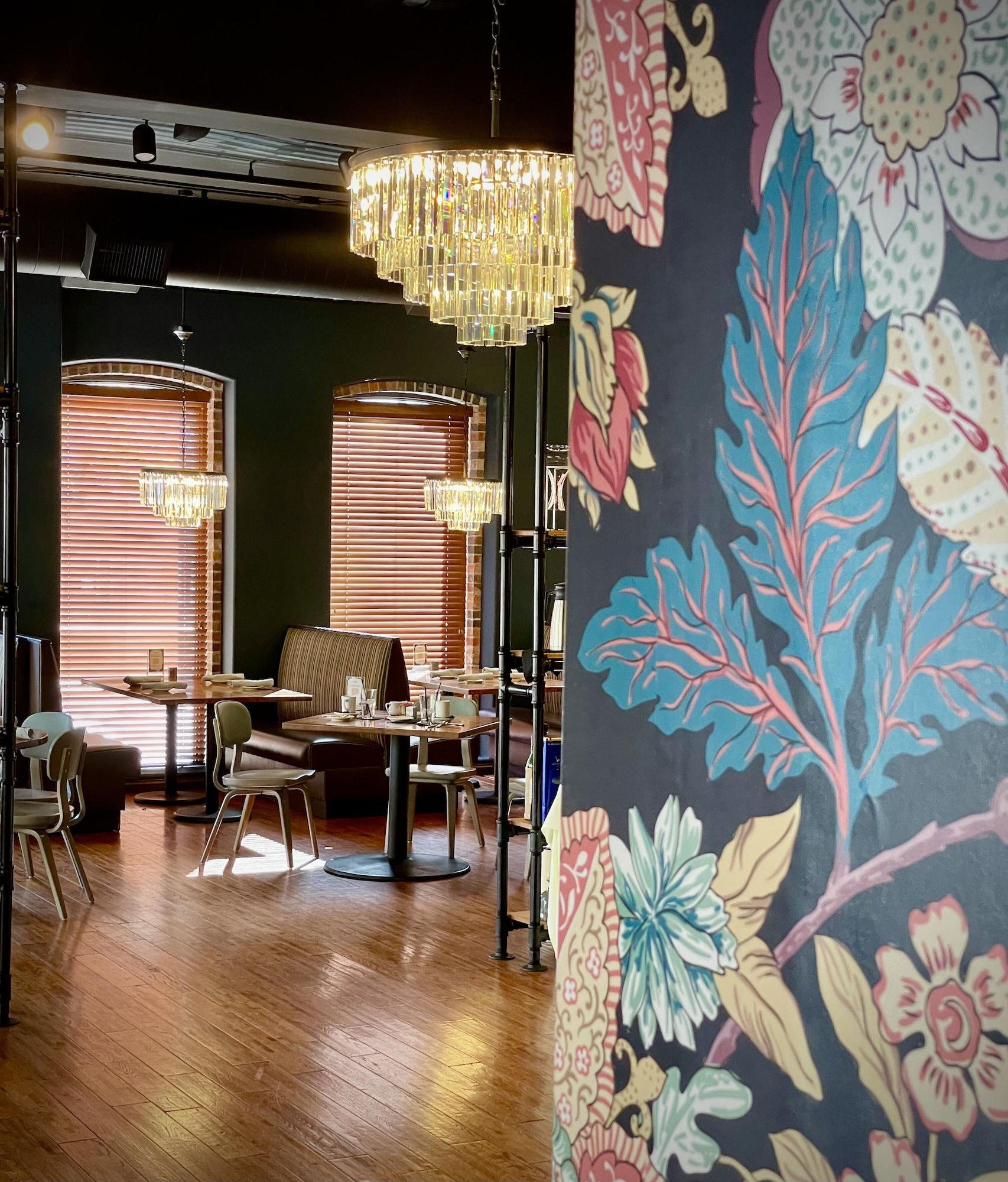 Restaurant voco, The Tiger Hotel, Columbia, MO by IHG