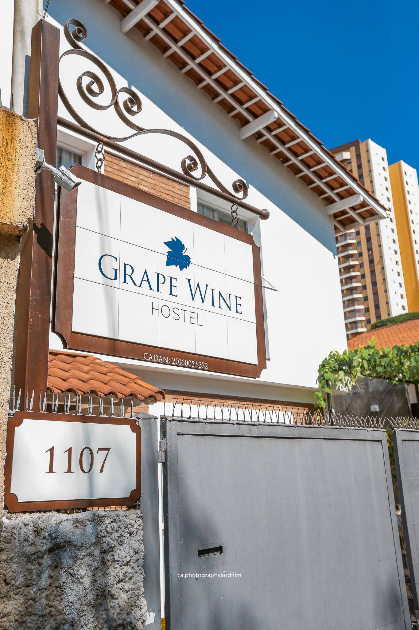 Vista Exterior Hostel Grape Wine