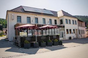 Alojamiento - Gasthaus Hotel Zur Schonenburg