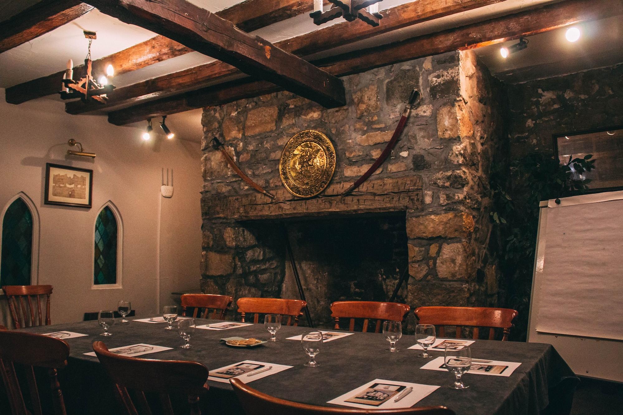 Sala de Reuniones Dobbins Inn