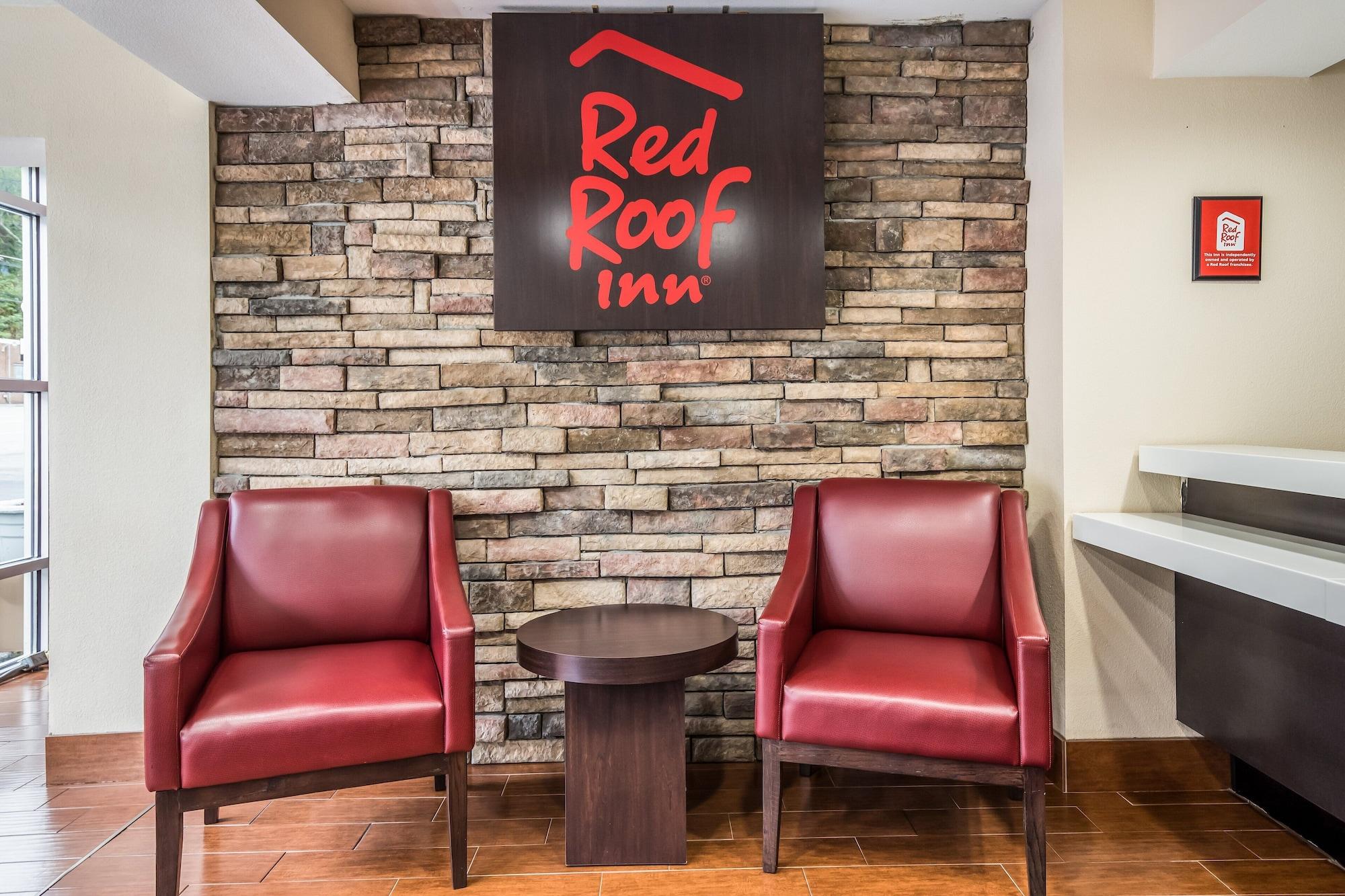 Vista Lobby Red Roof Inn Caryville
