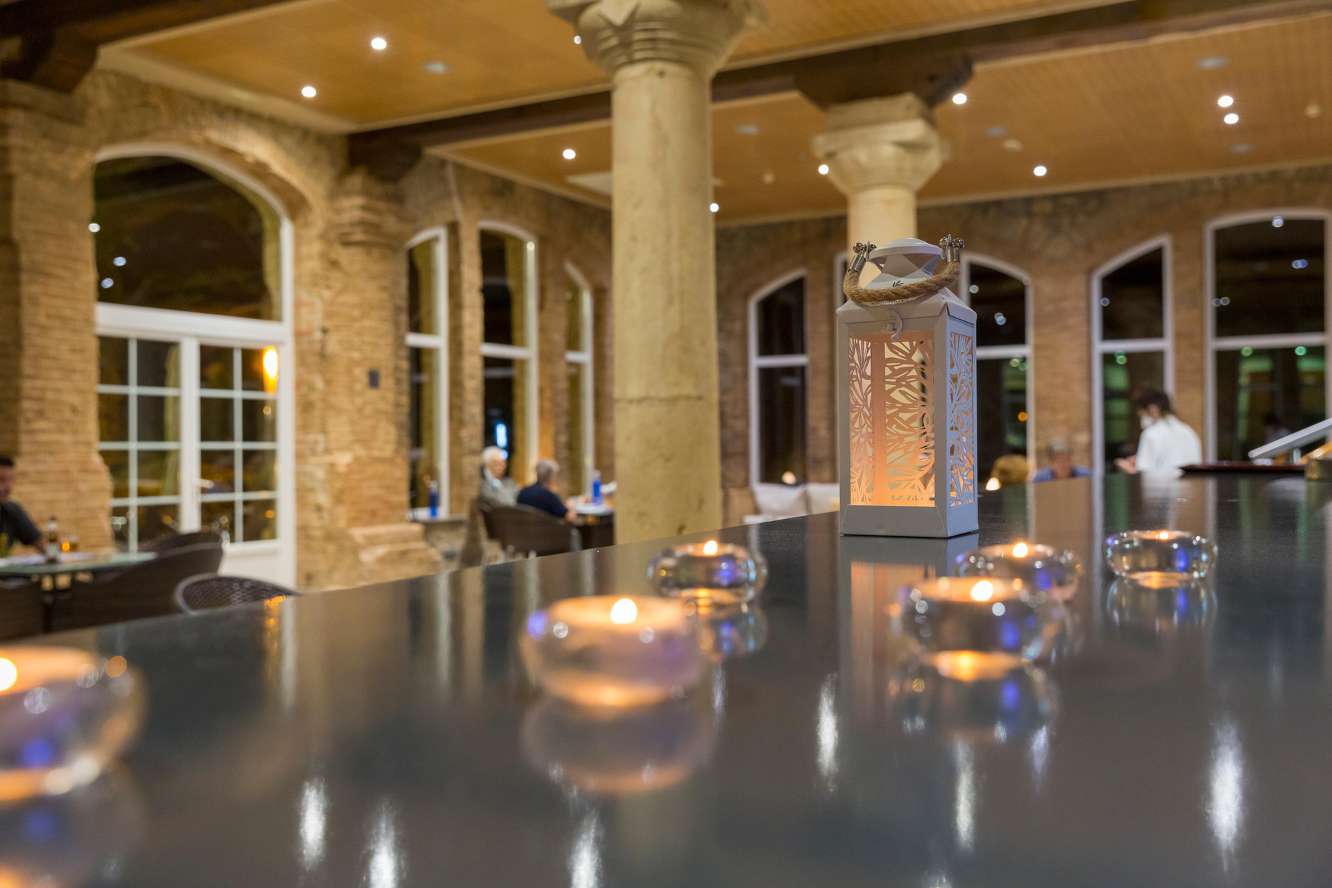 Bar/Salón IBERIK Balneari Rocallaura