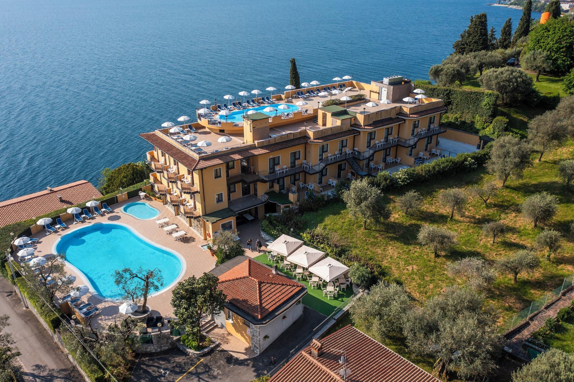 Varios Hotel Piccolo Paradiso