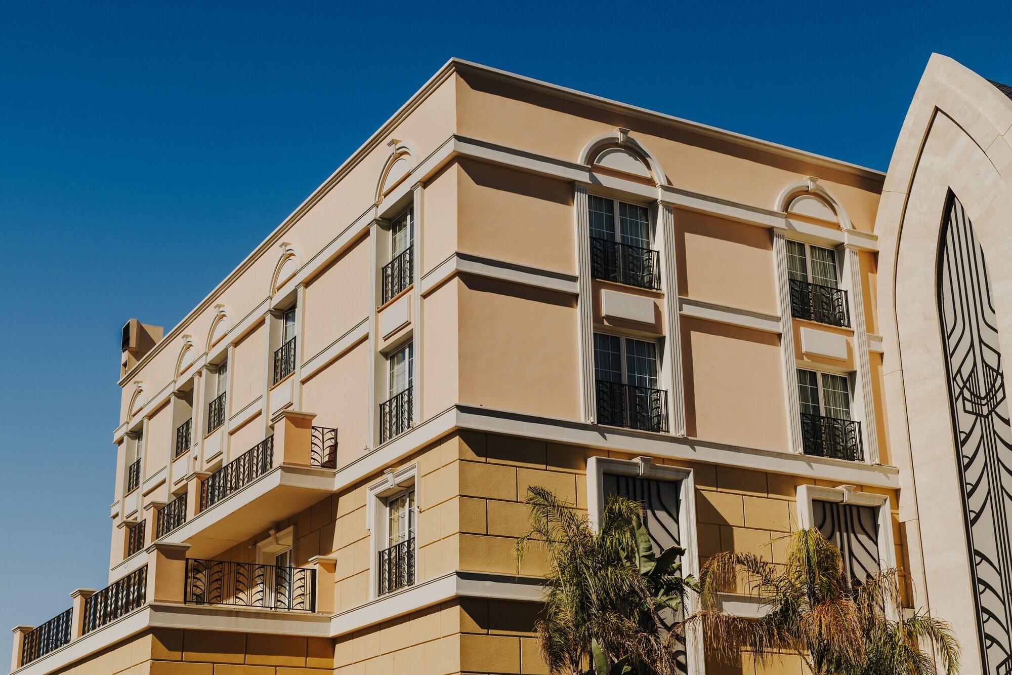 Vista Exterior The Arkin Colony Hotel