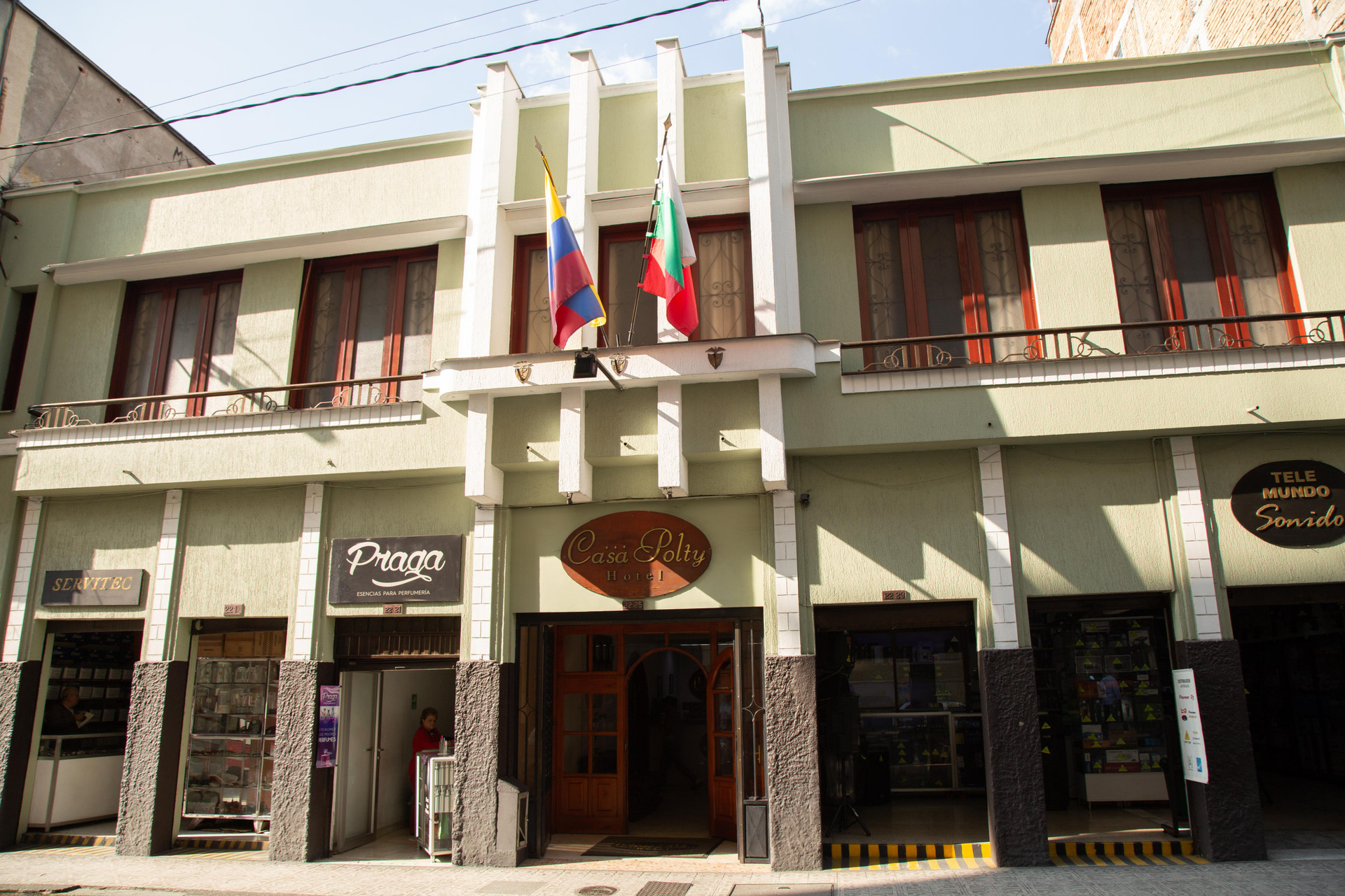 Vista Exterior Ayenda 1133 Casa Polty