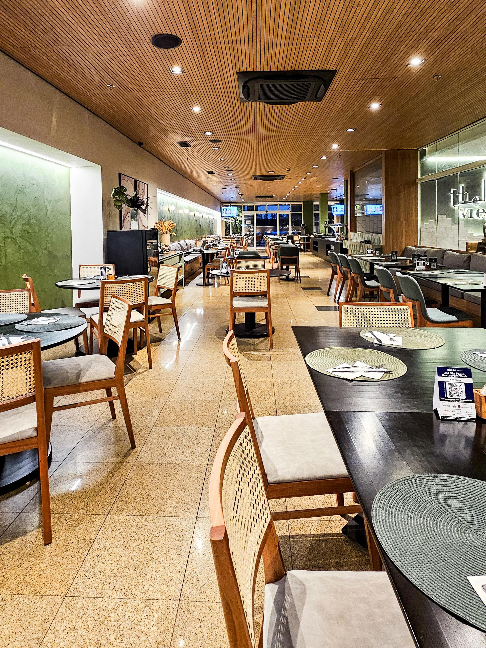 Restaurant Transamerica Prime International Plaza