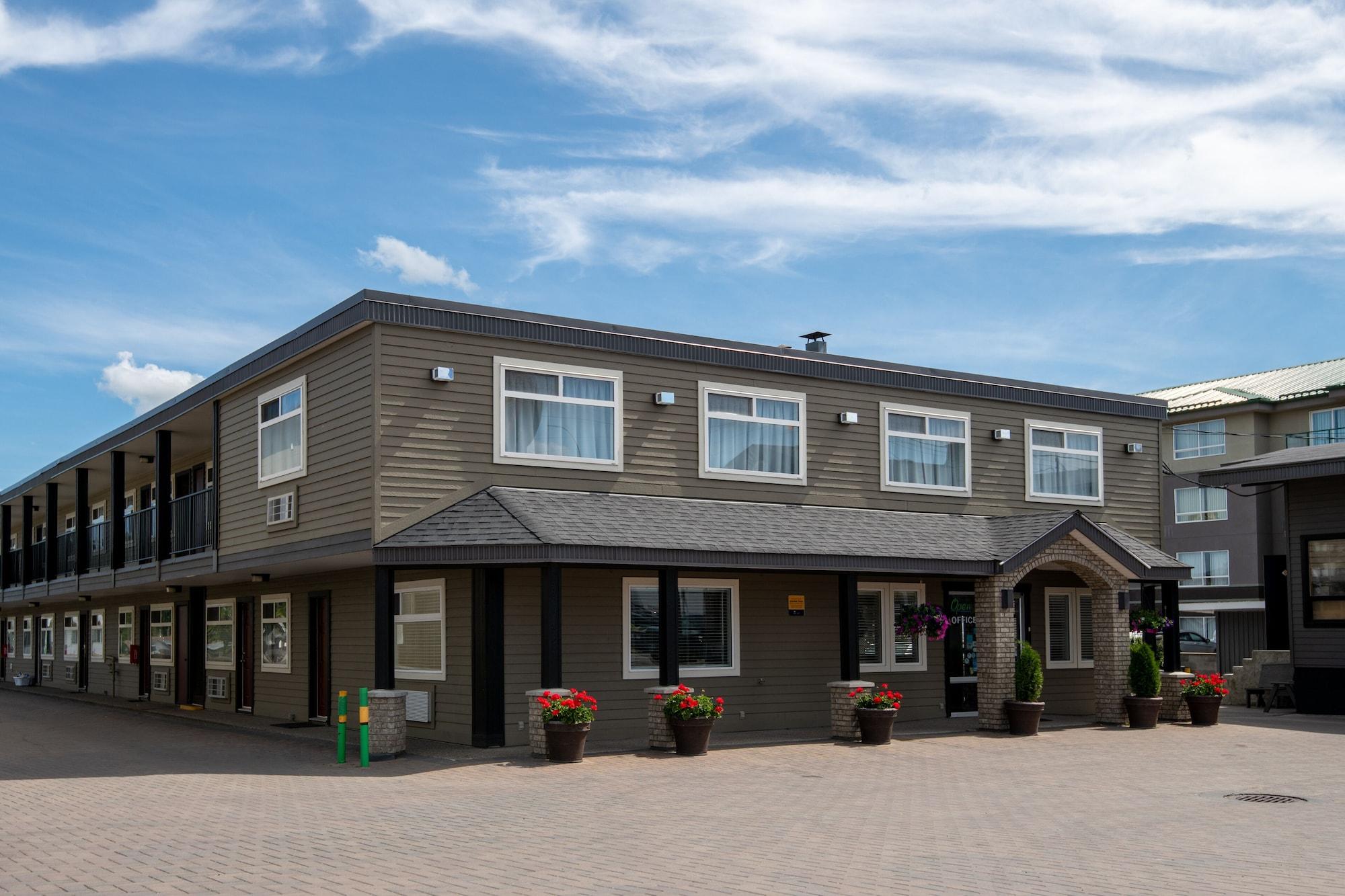 Vista Exterior Canadas Best Value Inn Prince George