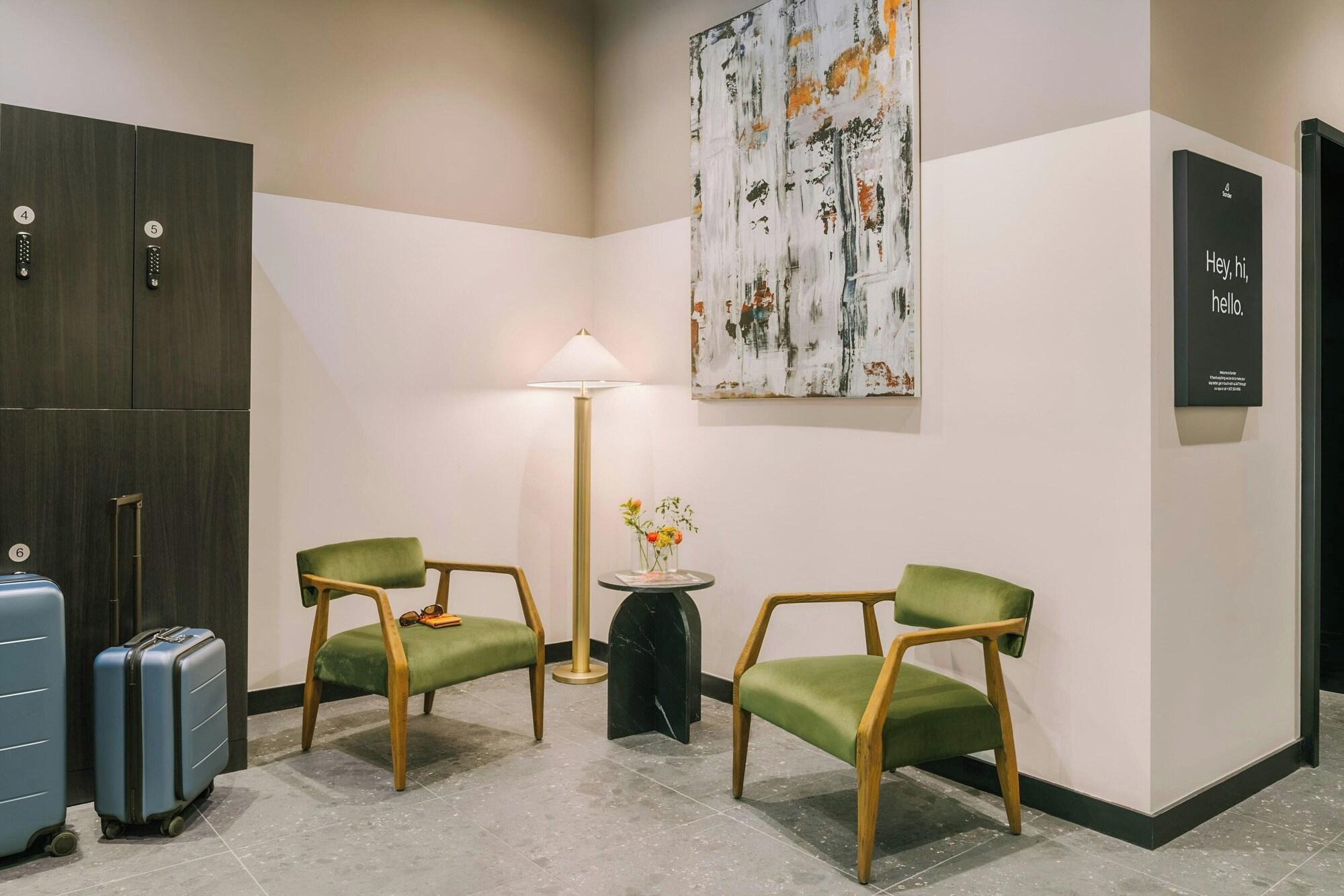 Vista Lobby Sonder by Marriott Bonvoy The Opal Apartments River North