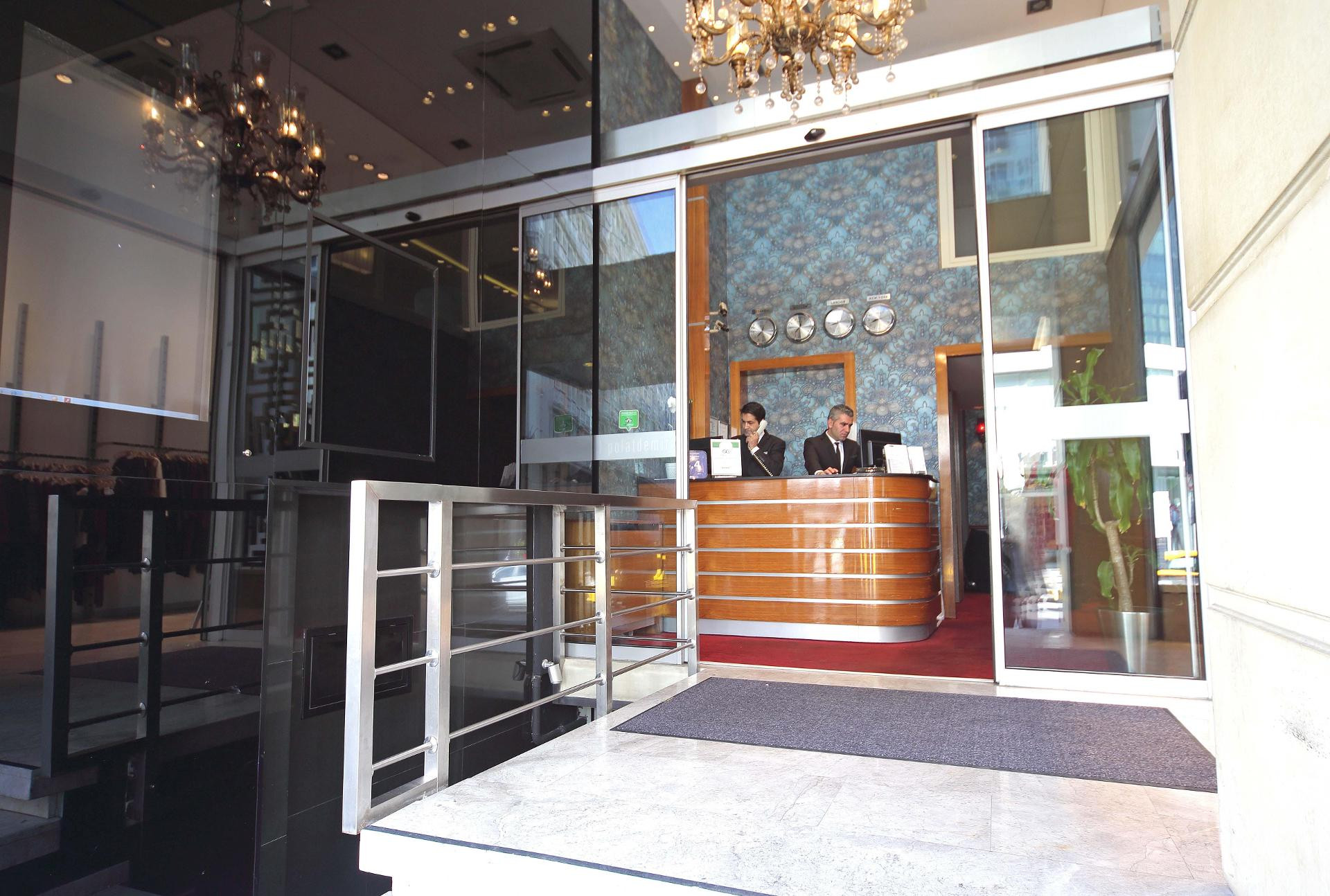 Vista Exterior Polatdemir Hotel