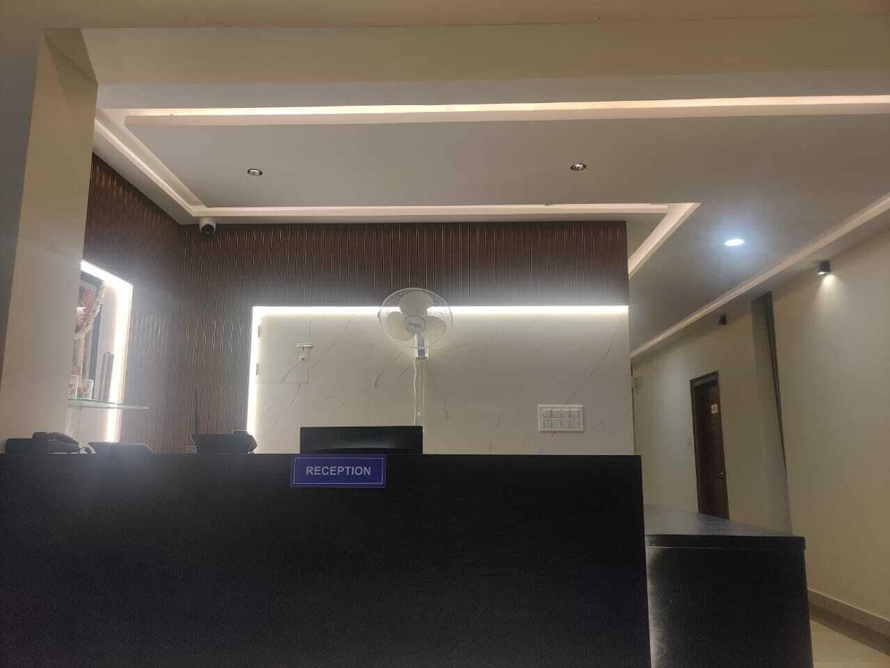 Vista Lobby Hotel Ramsons International