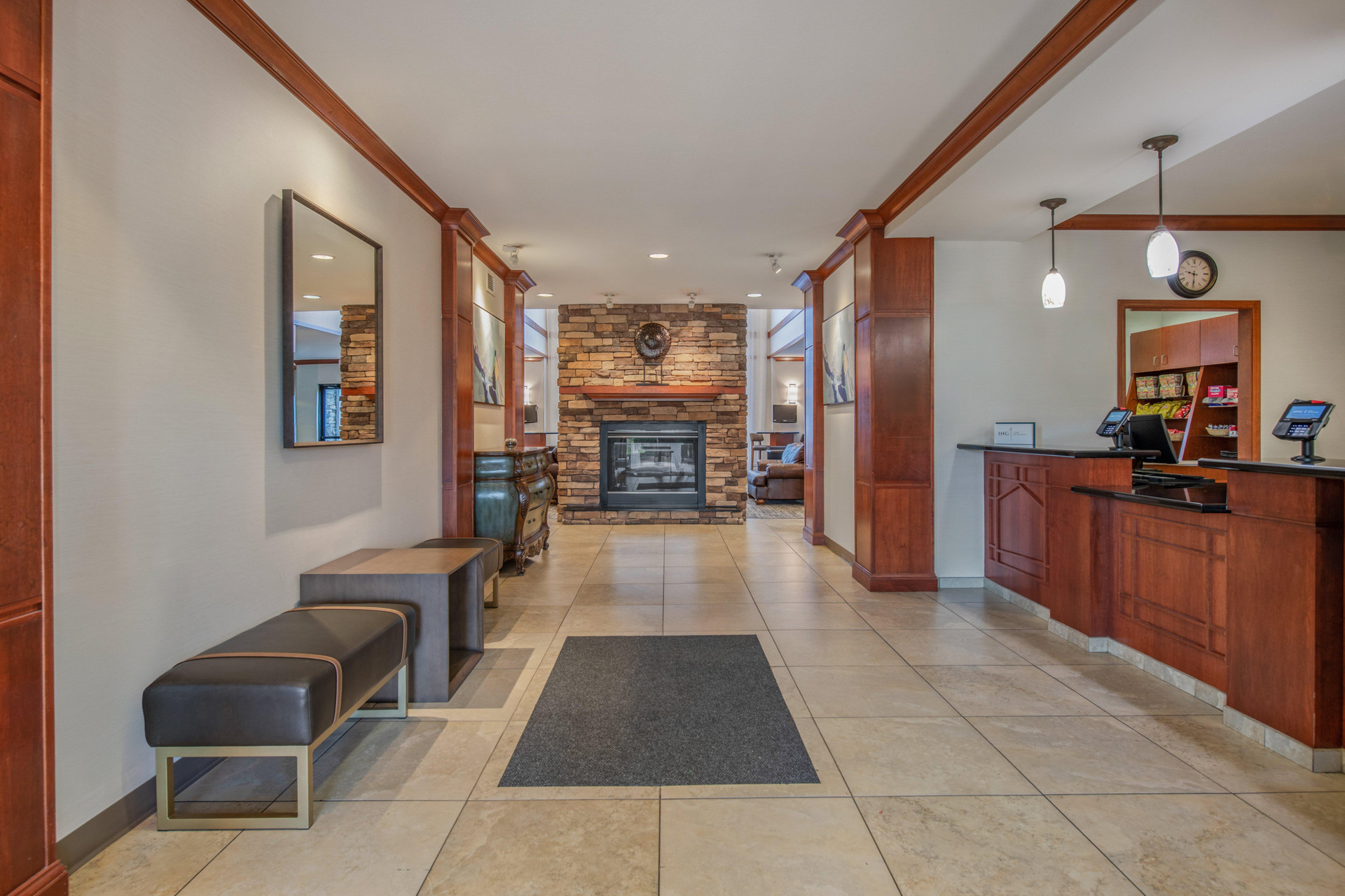 Vista Lobby Staybridge Suites Rocklin - Roseville Area by IHG