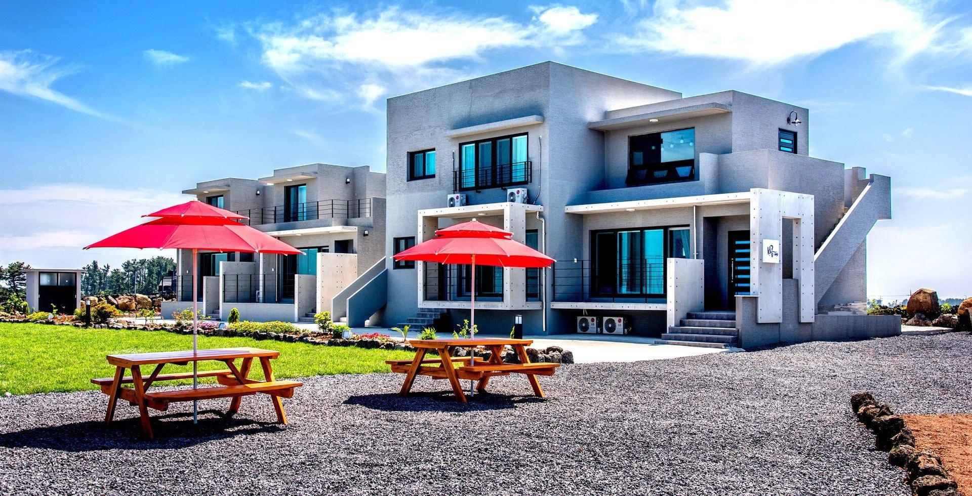 Varios Boreum Pension