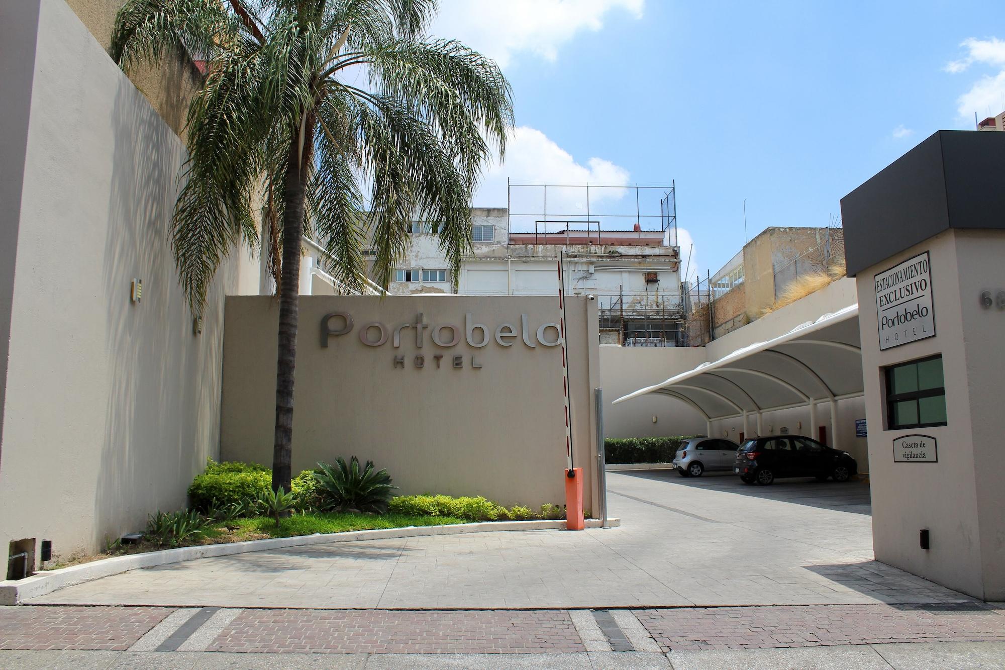 Vista Exterior Hotel Portobelo