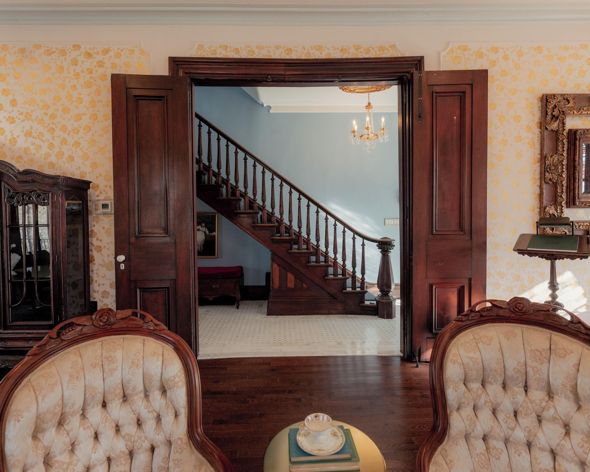 Vista Lobby The Bookhouse Hotel at Faunbrook