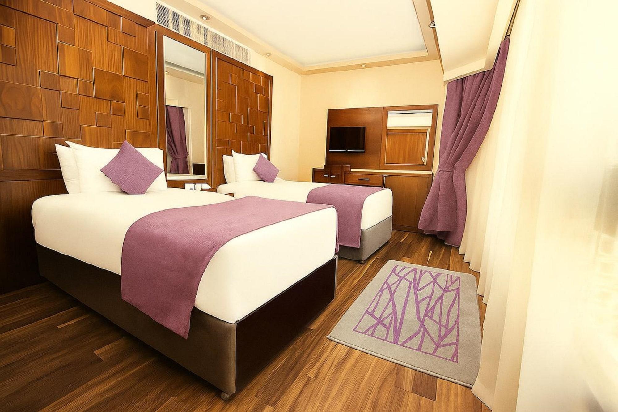 Habitación Pyramisa Suites Hotel Cairo