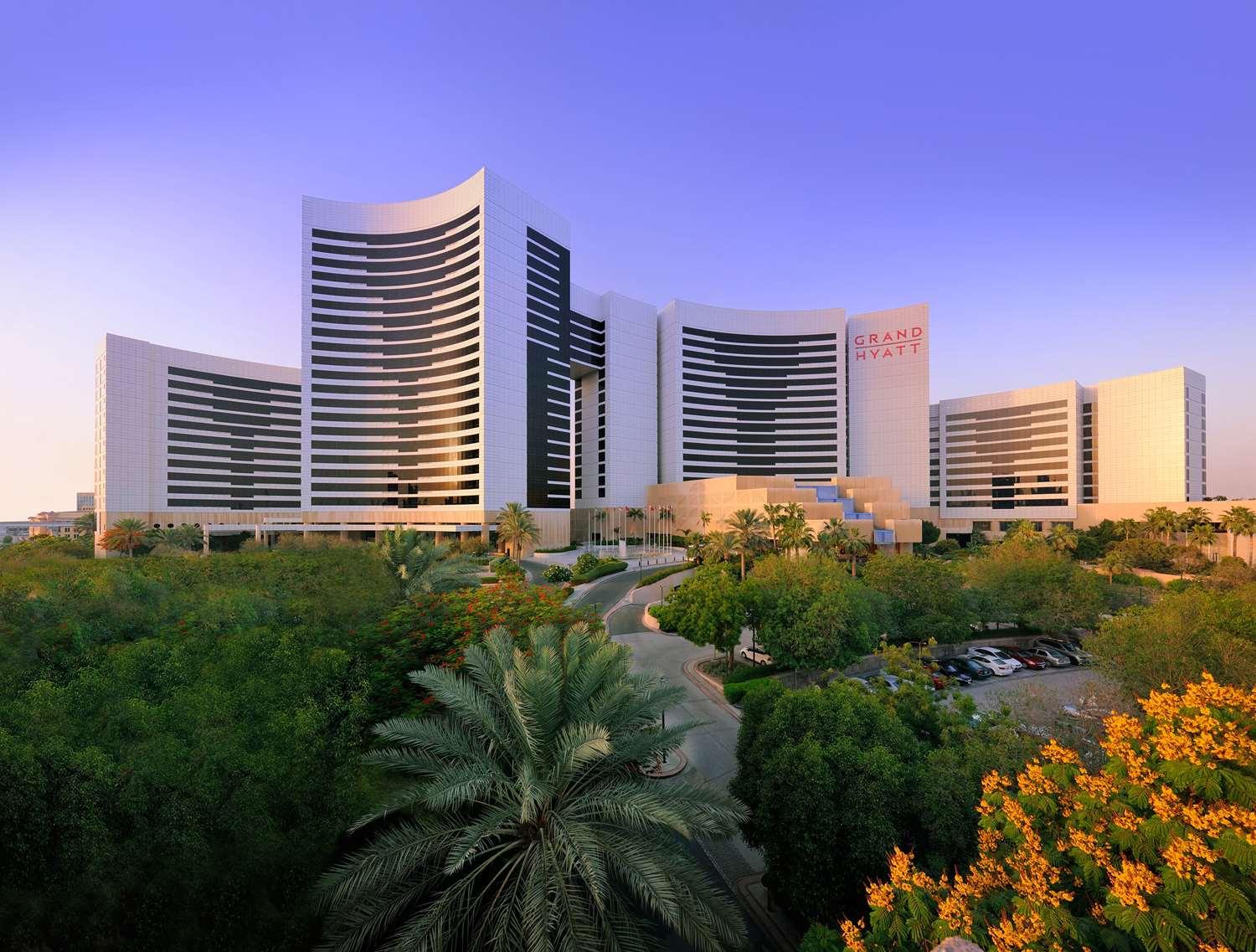 Vista da fachada Grand Hyatt Dubai