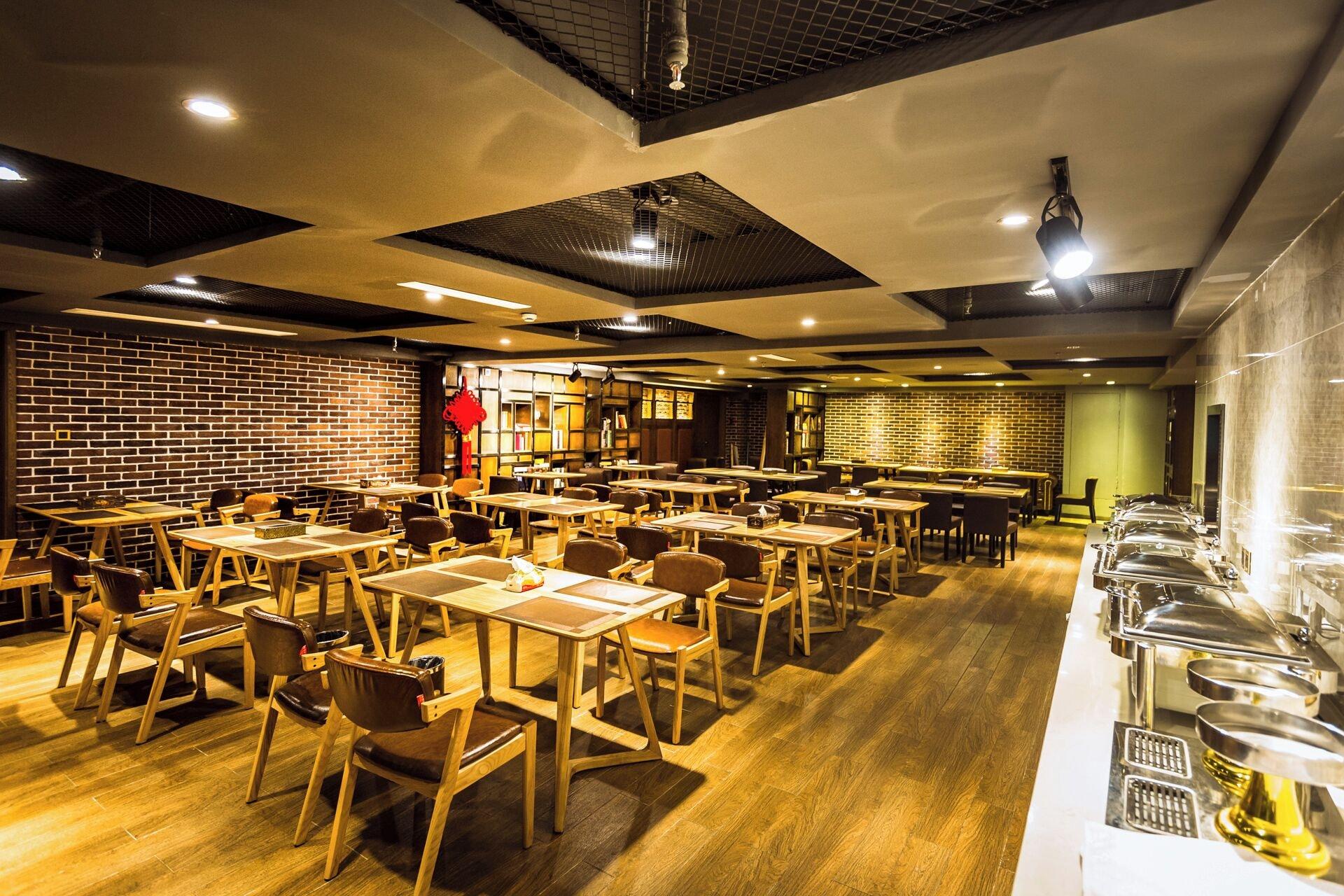 Restaurant Shanghai Haofeng Yazhi Hotel-Free Shuttle Service to PVG Airport & Disneyland